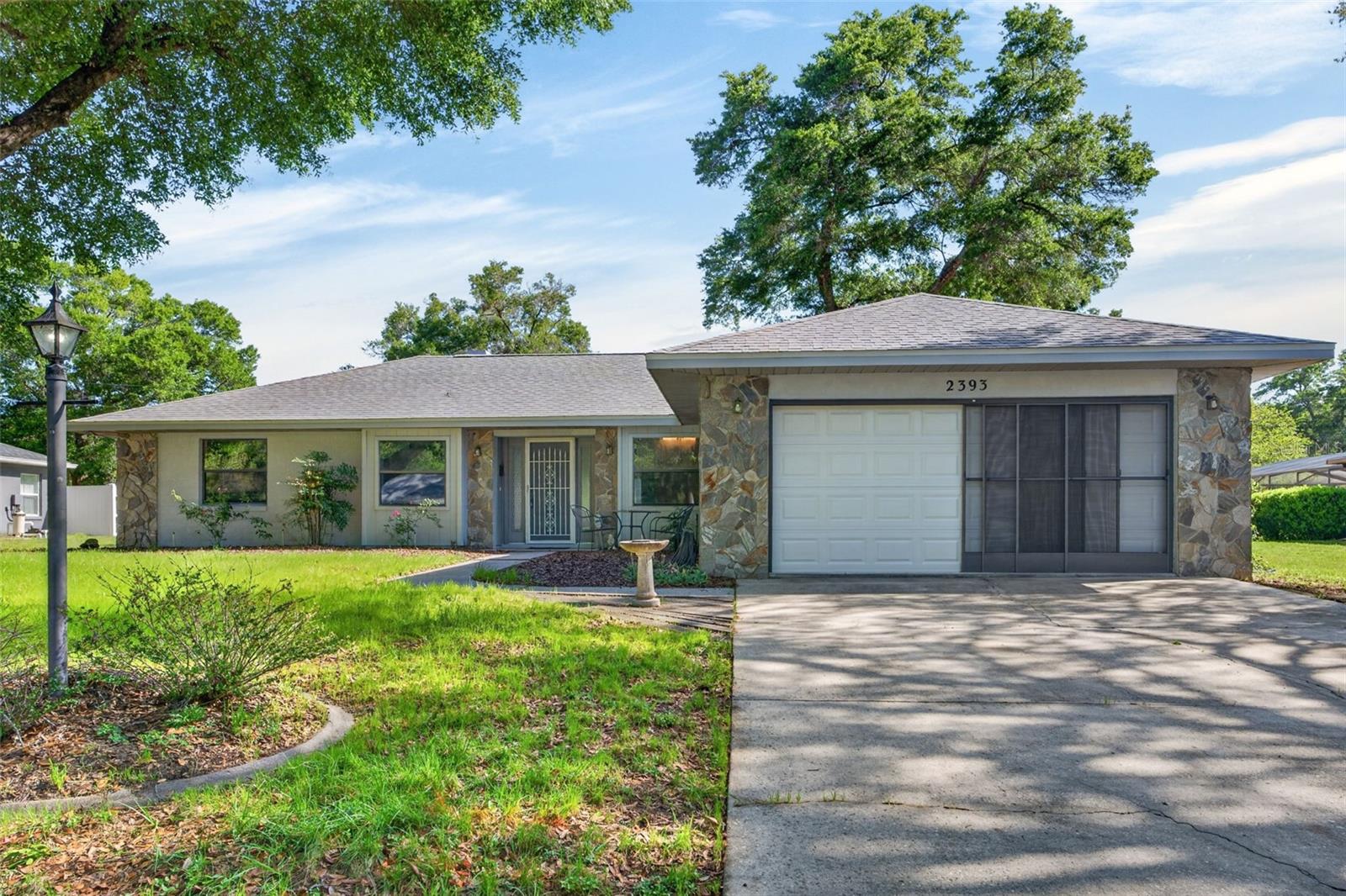 Single Family Residence in CITRUS SPRINGS, FL - Daniel Dourado