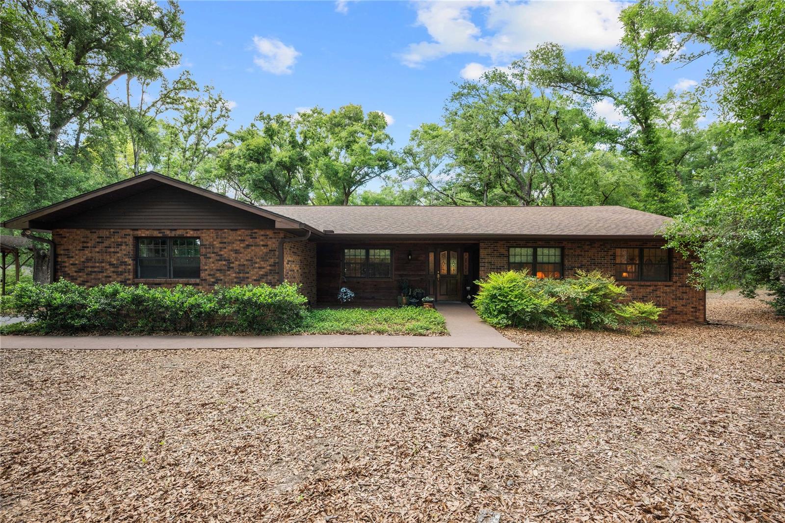 Single Family Residence in DADE CITY, FL - Daniel Dourado