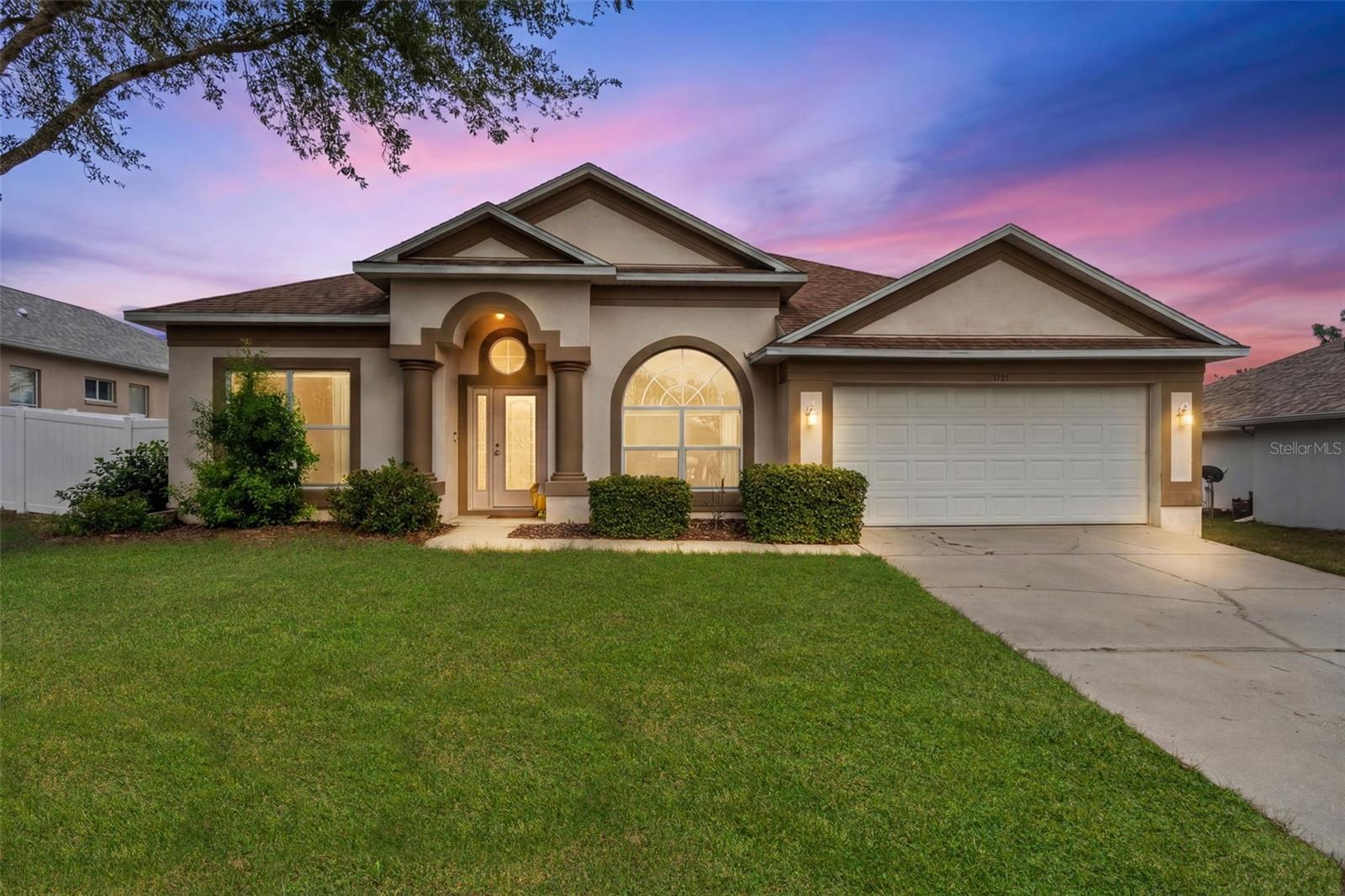 Single Family Residence em SPRING HILL, FL - Daniel Dourado