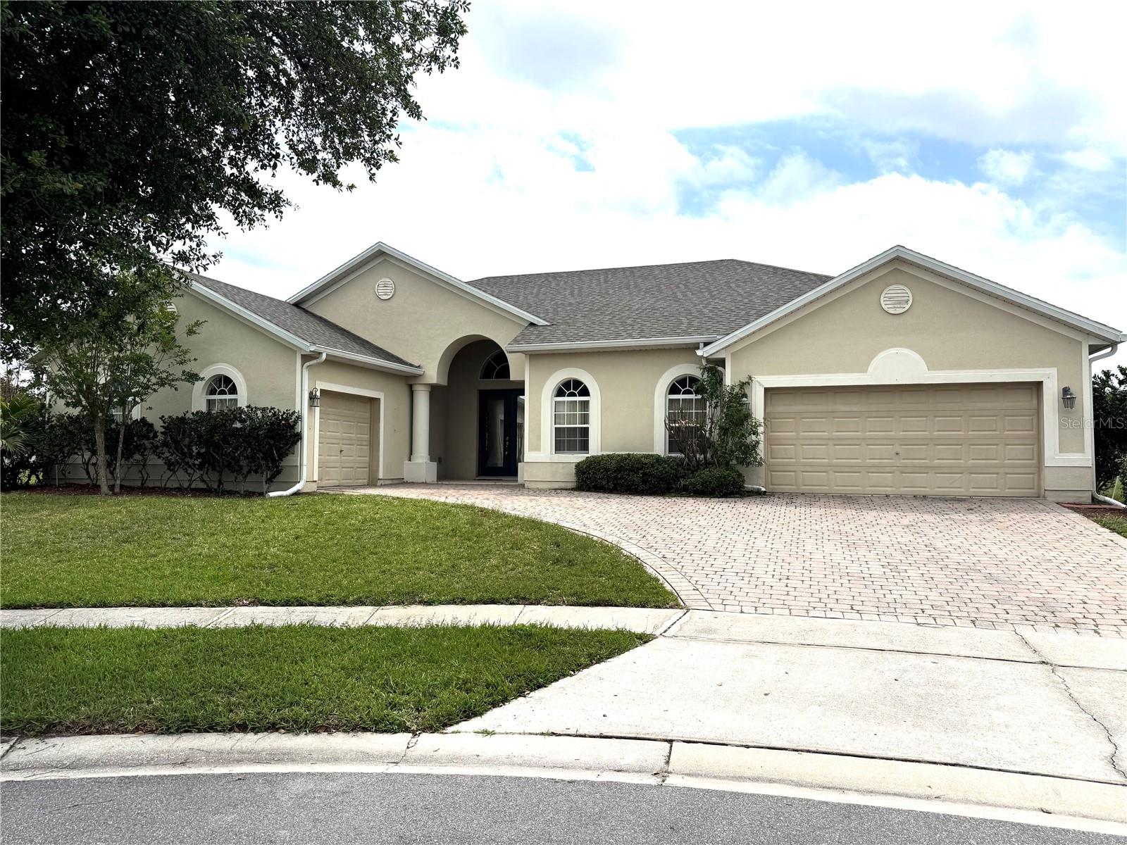 Single Family Residence in KISSIMMEE, FL - Daniel Dourado