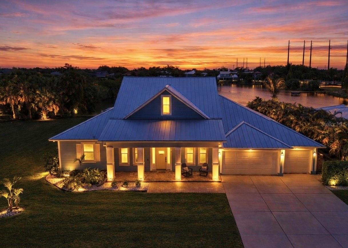 Single Family Residence in RIVERVIEW, FL - Daniel Dourado