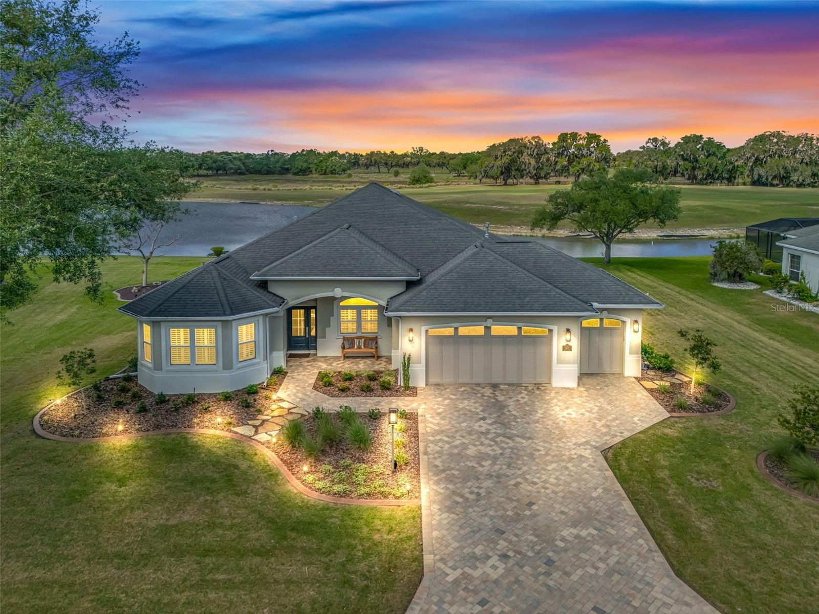 Single Family Residence in THE VILLAGES, FL - Daniel Dourado