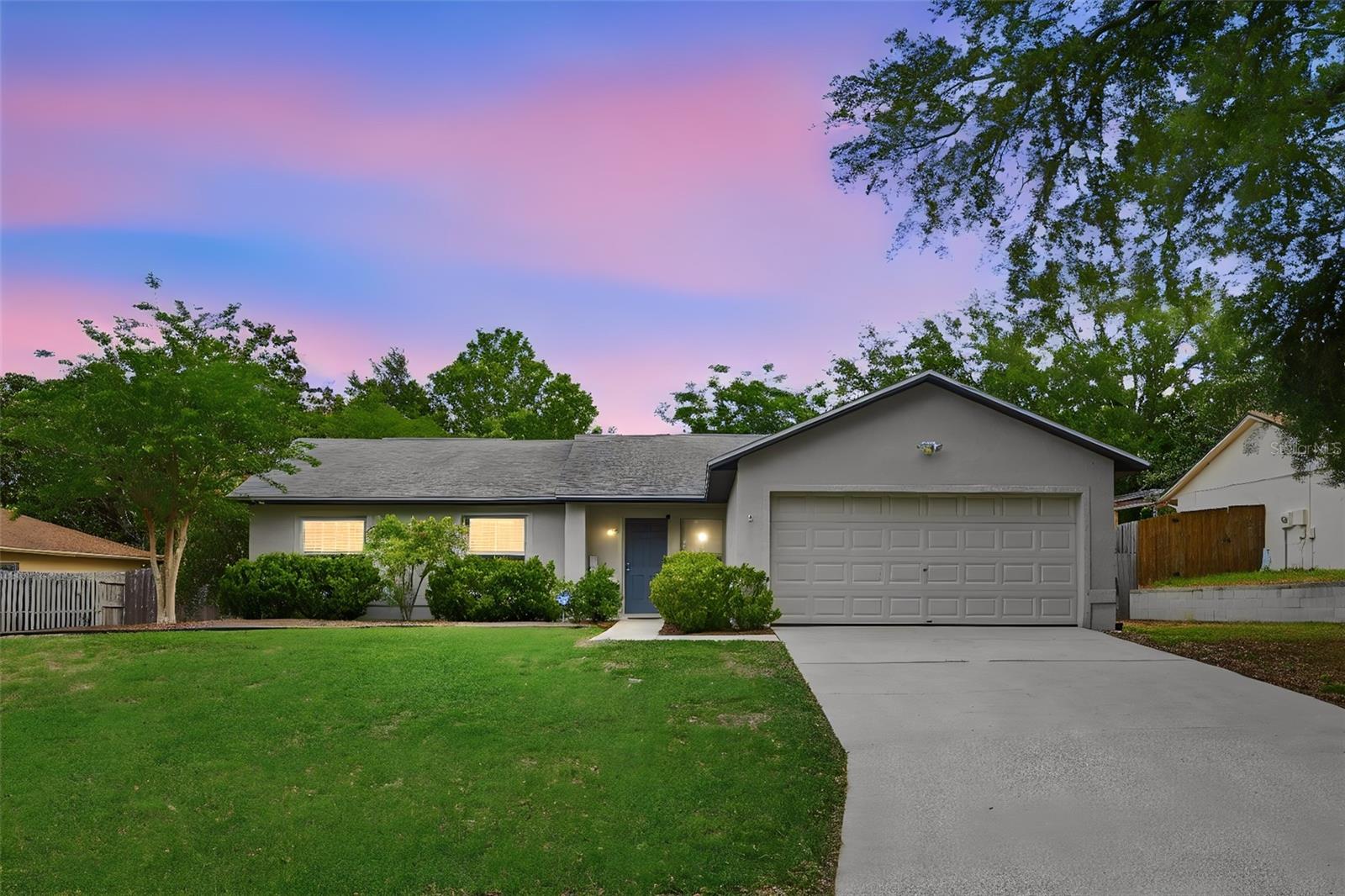Single Family Residence in CLERMONT, FL - Daniel Dourado