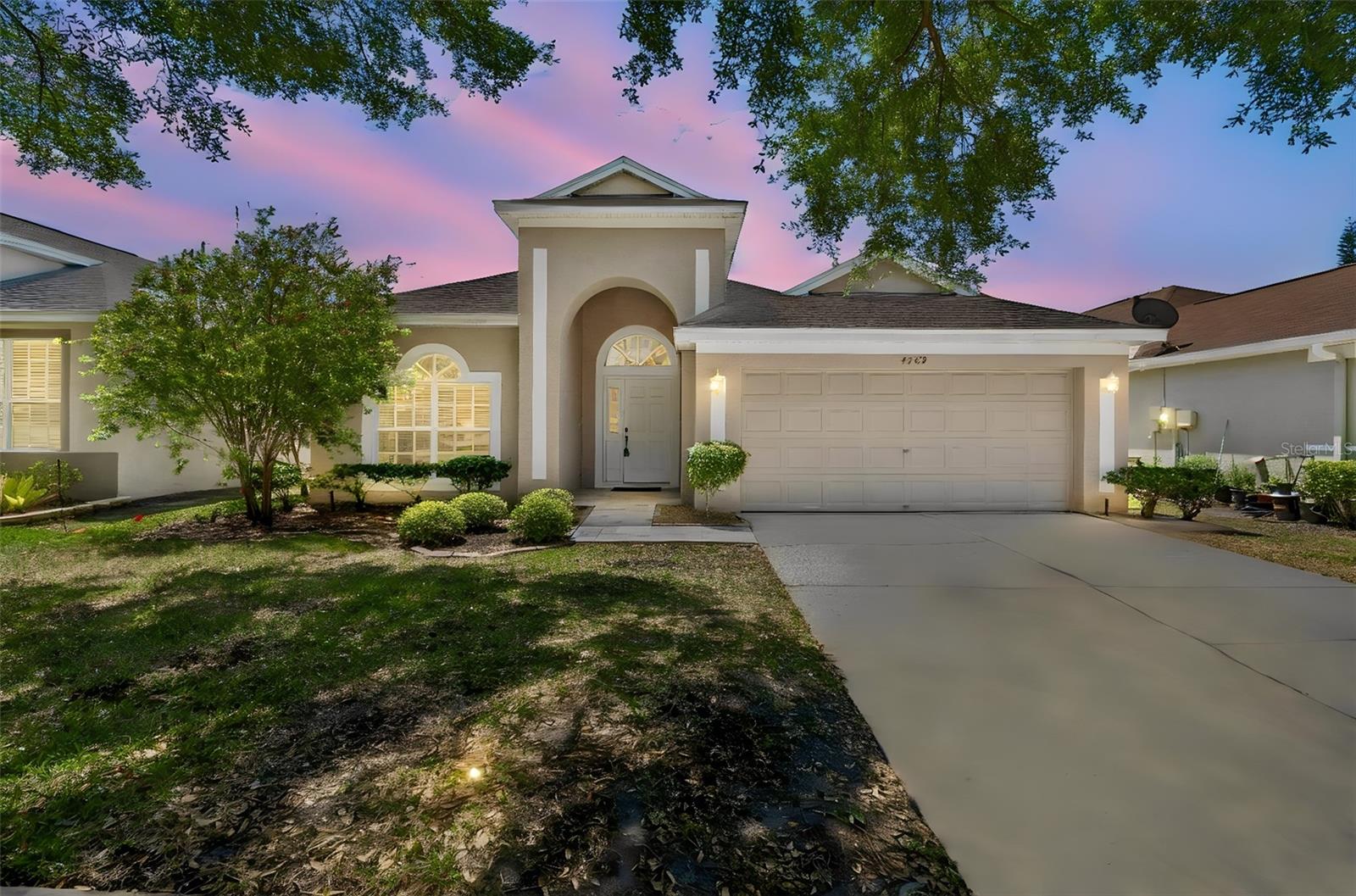 Single Family Residence in TAMPA, FL - Daniel Dourado