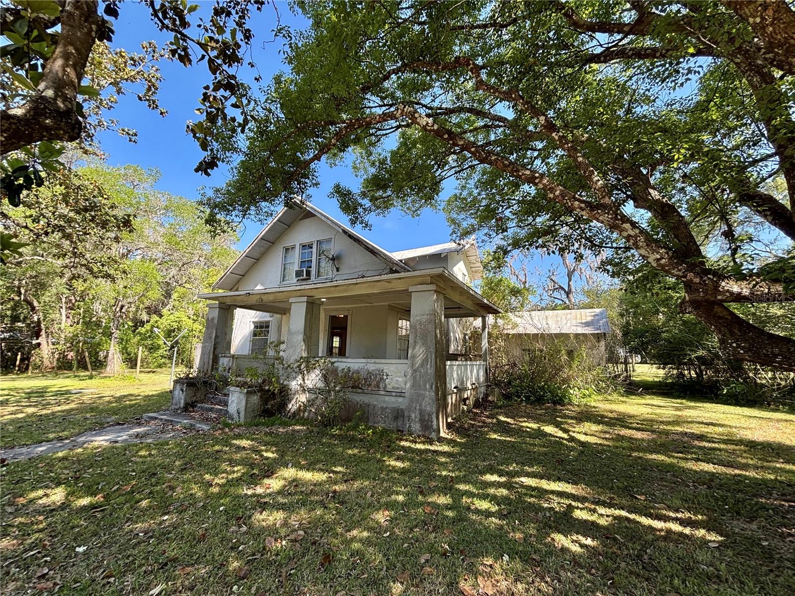 Single Family Residence in BROOKSVILLE, FL - Daniel Dourado
