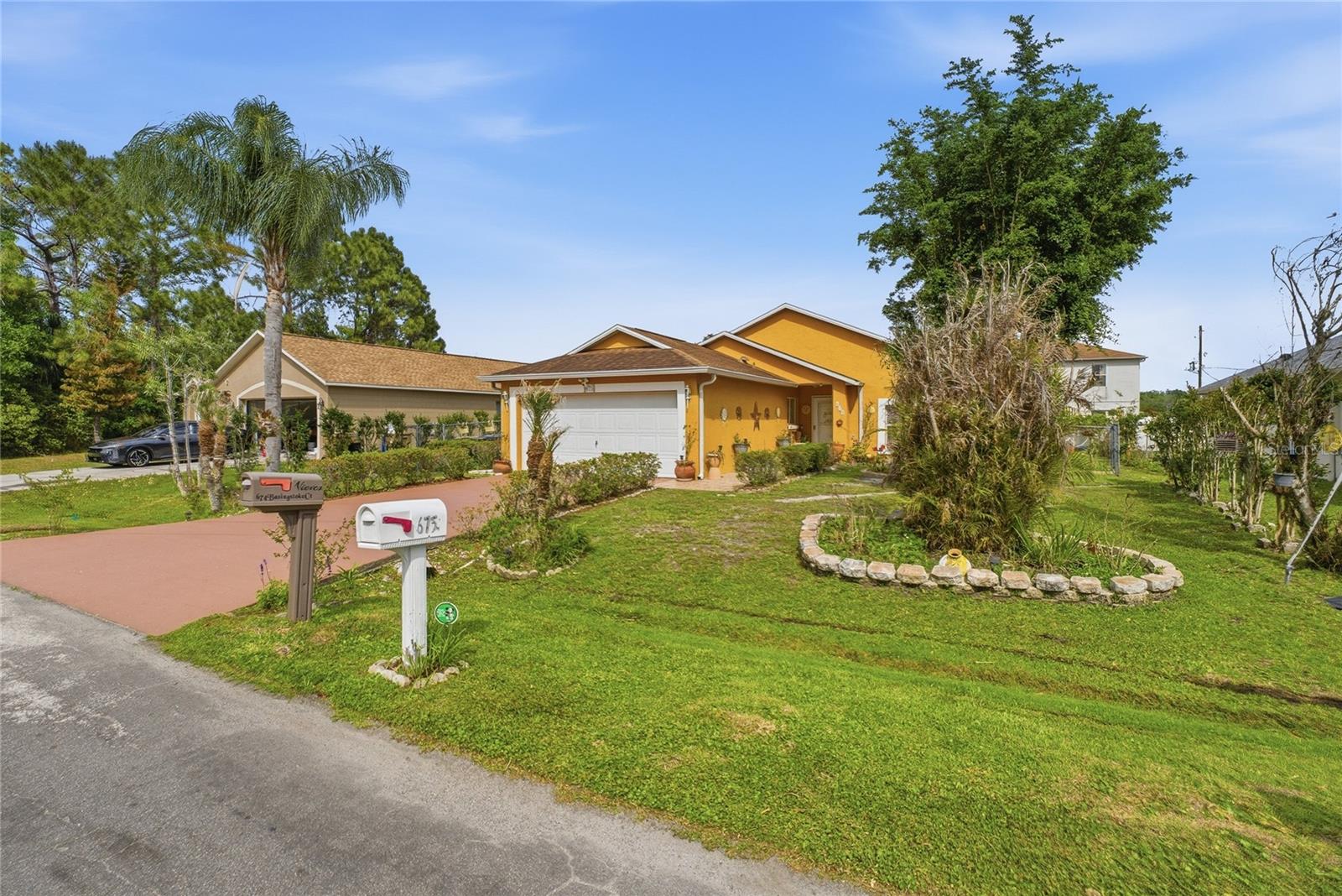 Single Family Residence em POINCIANA, FL - Daniel Dourado