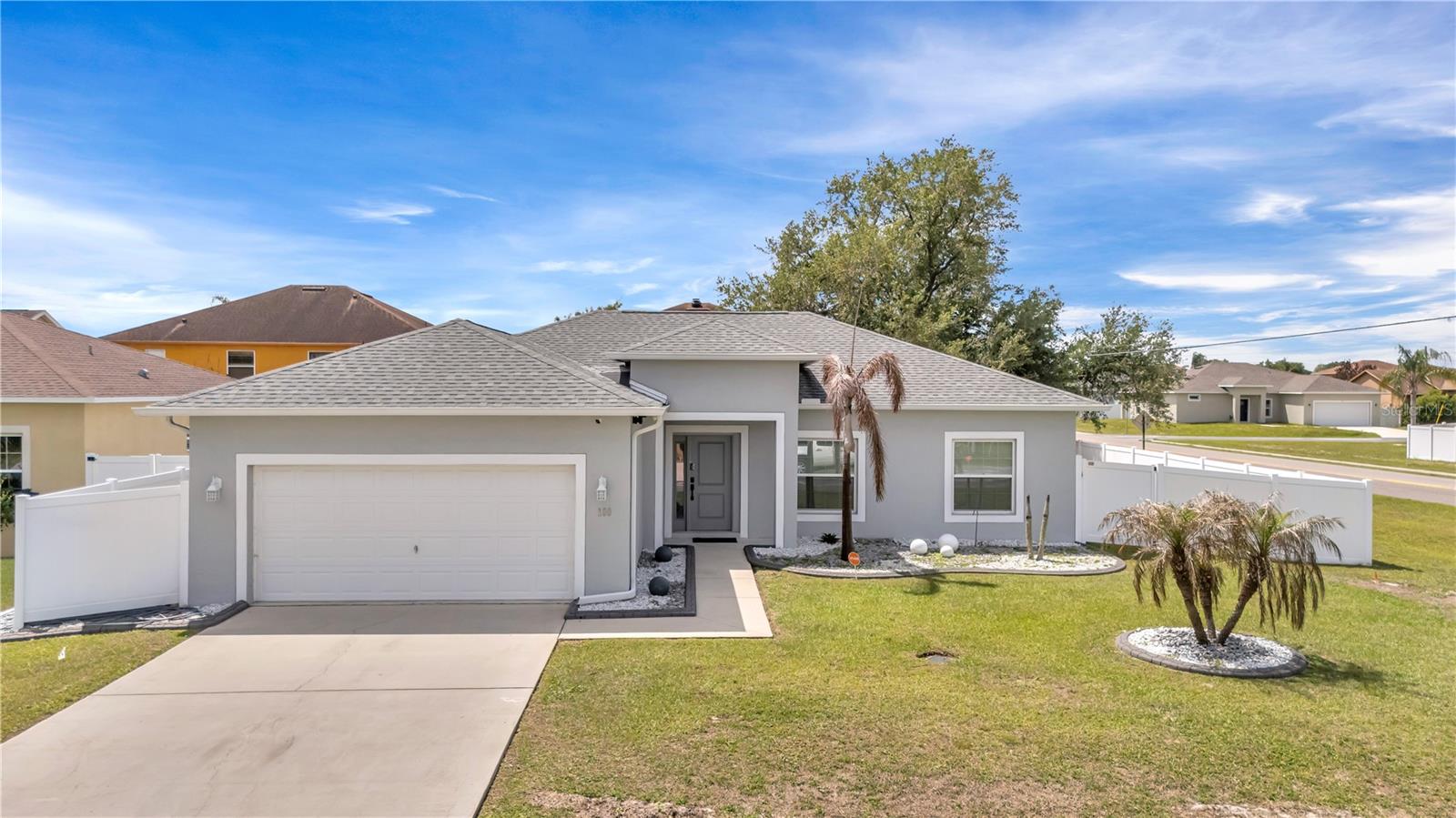 Single Family Residence in KISSIMMEE, FL - Daniel Dourado