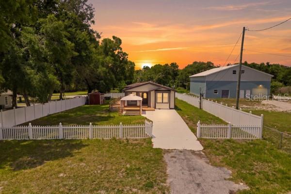 Single Family Residence in WAUCHULA, FL - Daniel Dourado