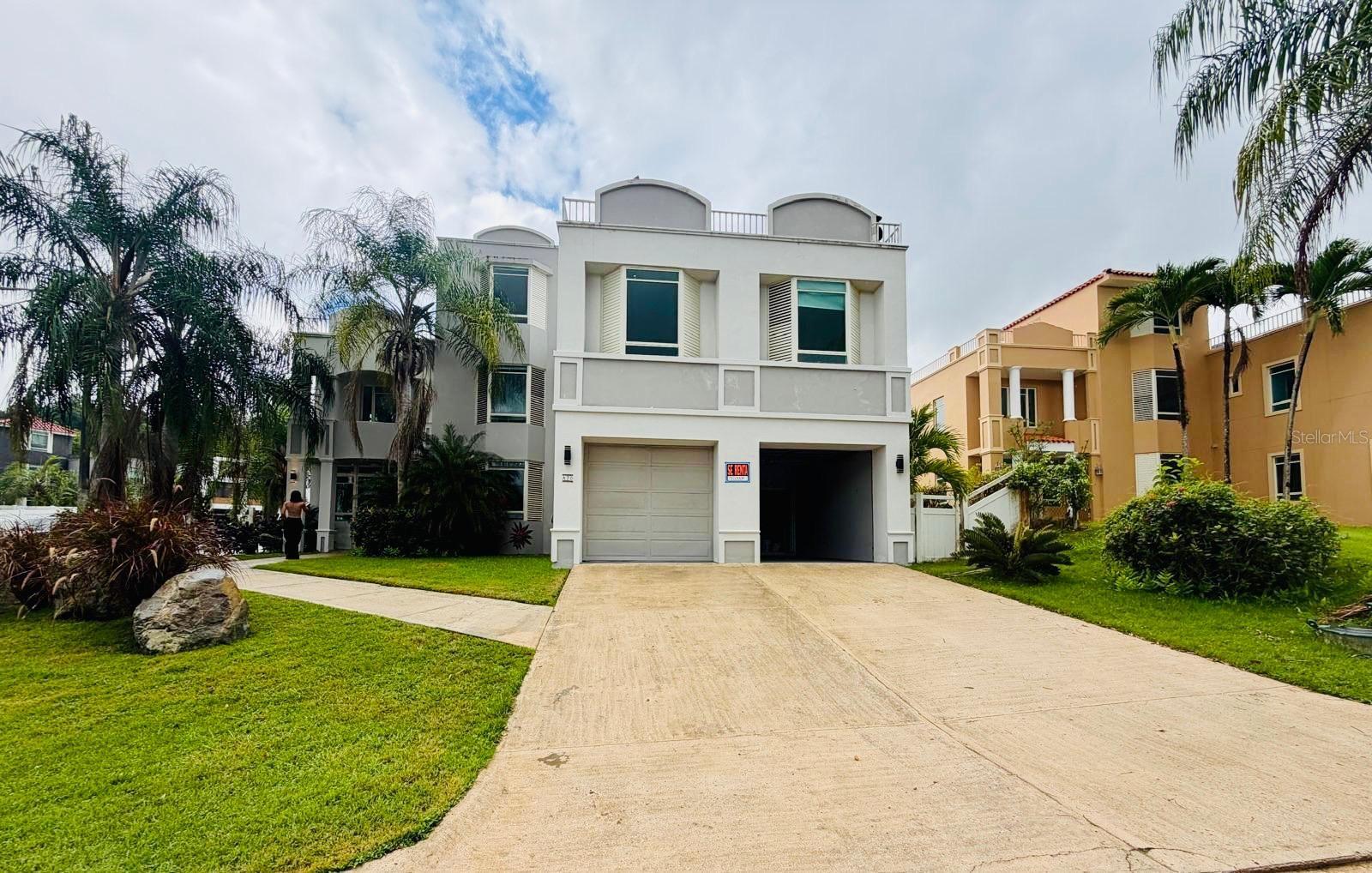 Single Family Residence in CAGUAS, PR - Daniel Dourado