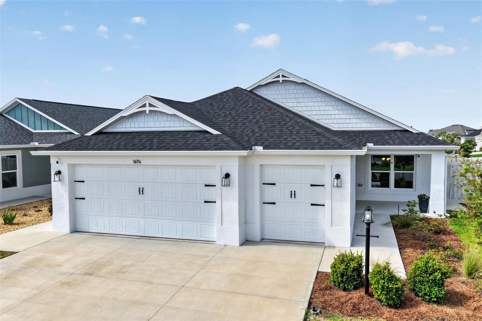 Single Family Residence in THE VILLAGES, FL - Daniel Dourado