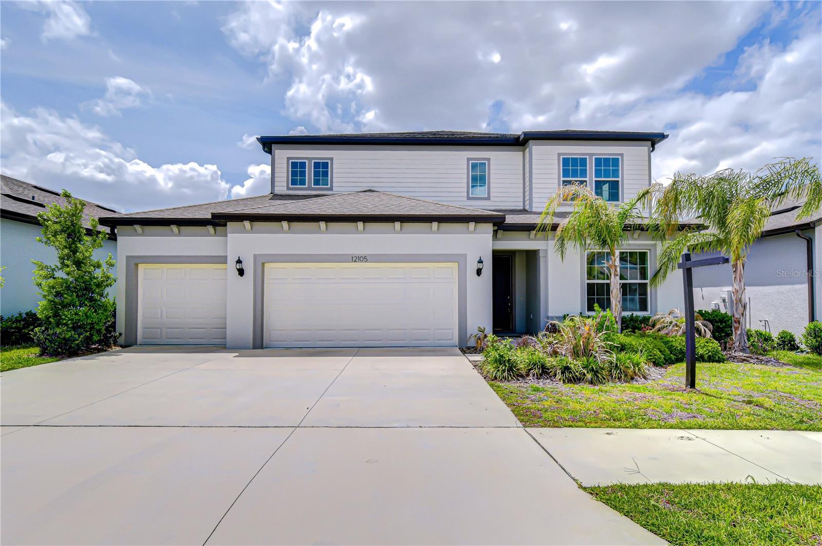 Single Family Residence in RIVERVIEW, FL - Daniel Dourado
