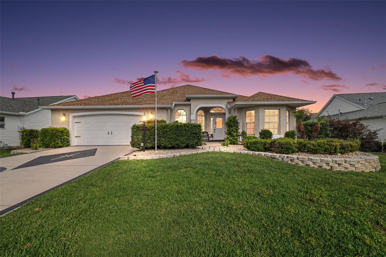 Single Family Residence in THE VILLAGES, FL - Daniel Dourado