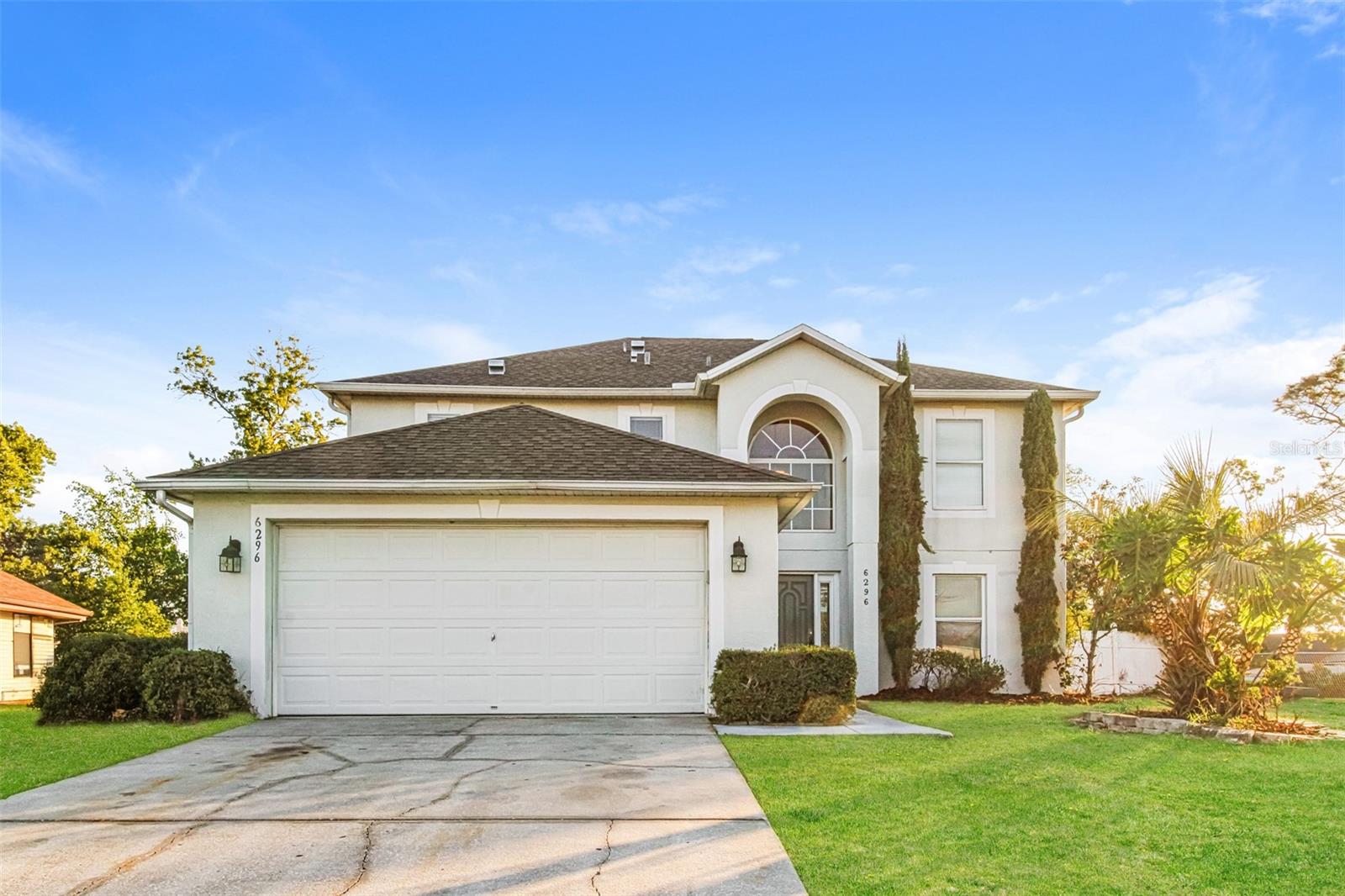 Single Family Residence em SPRING HILL, FL - Daniel Dourado