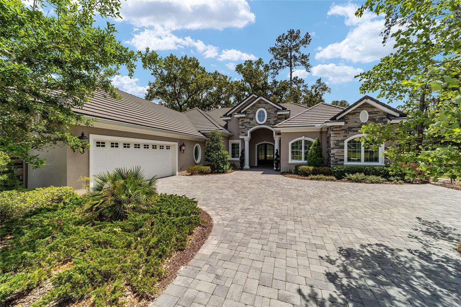 Single Family Residence in OCALA, FL - Daniel Dourado