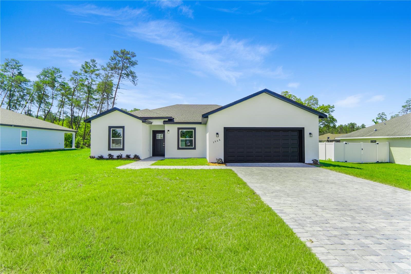 Single Family Residence in OCALA, FL - Daniel Dourado