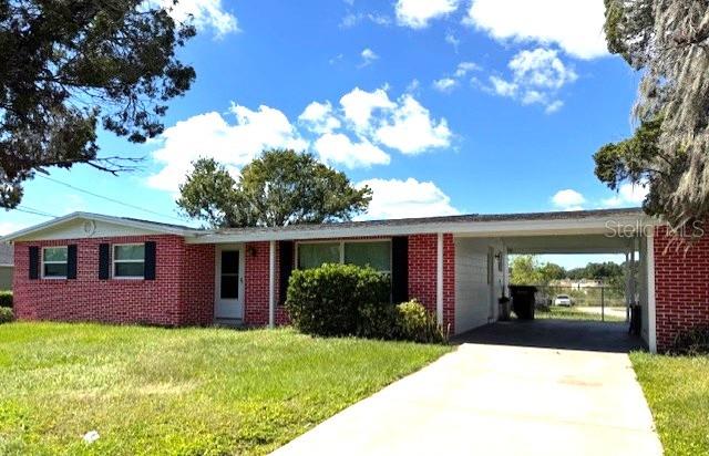 Single Family Residence in MULBERRY, FL - Daniel Dourado