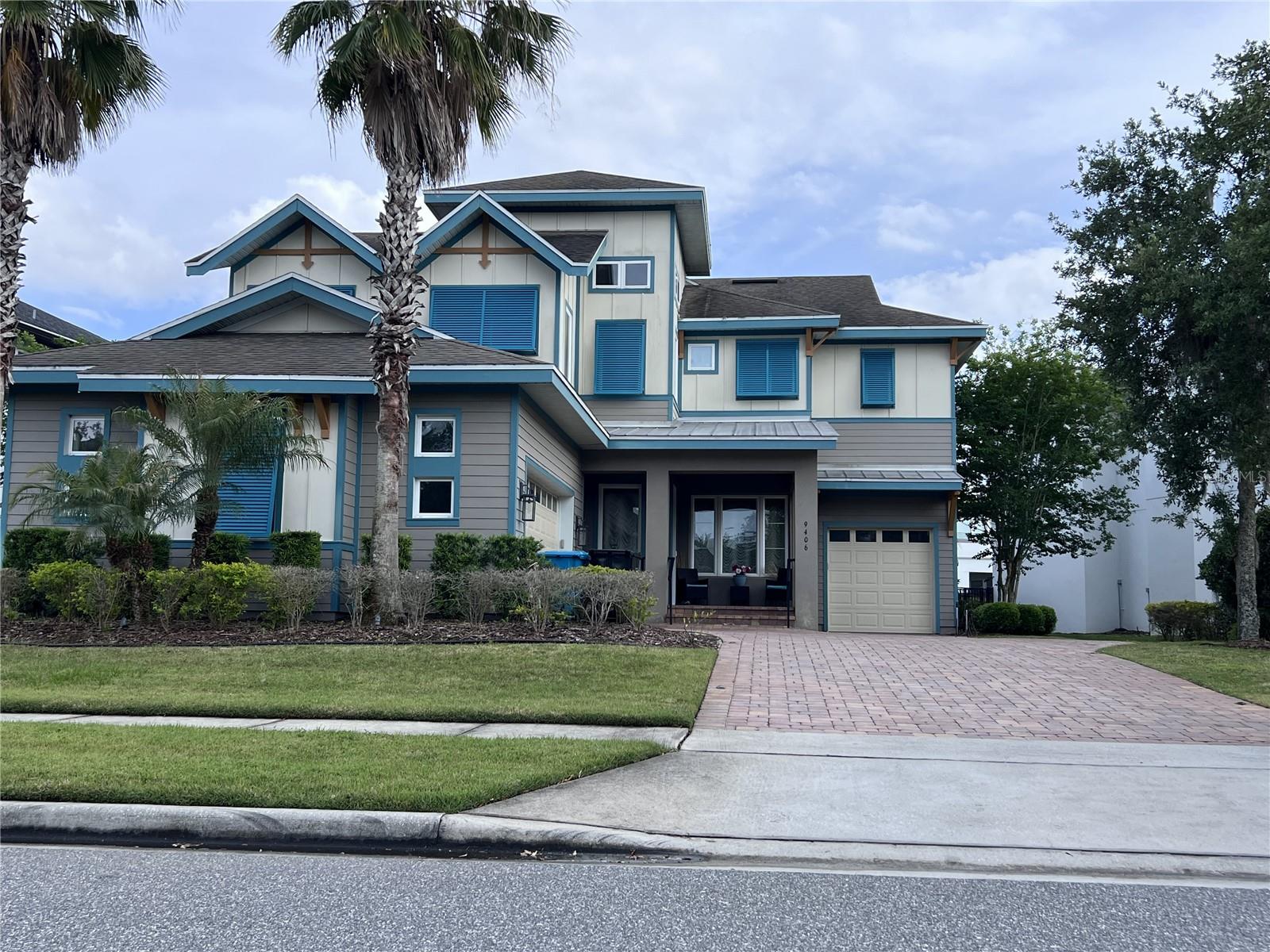 Single Family Residence in ORLANDO, FL - Daniel Dourado