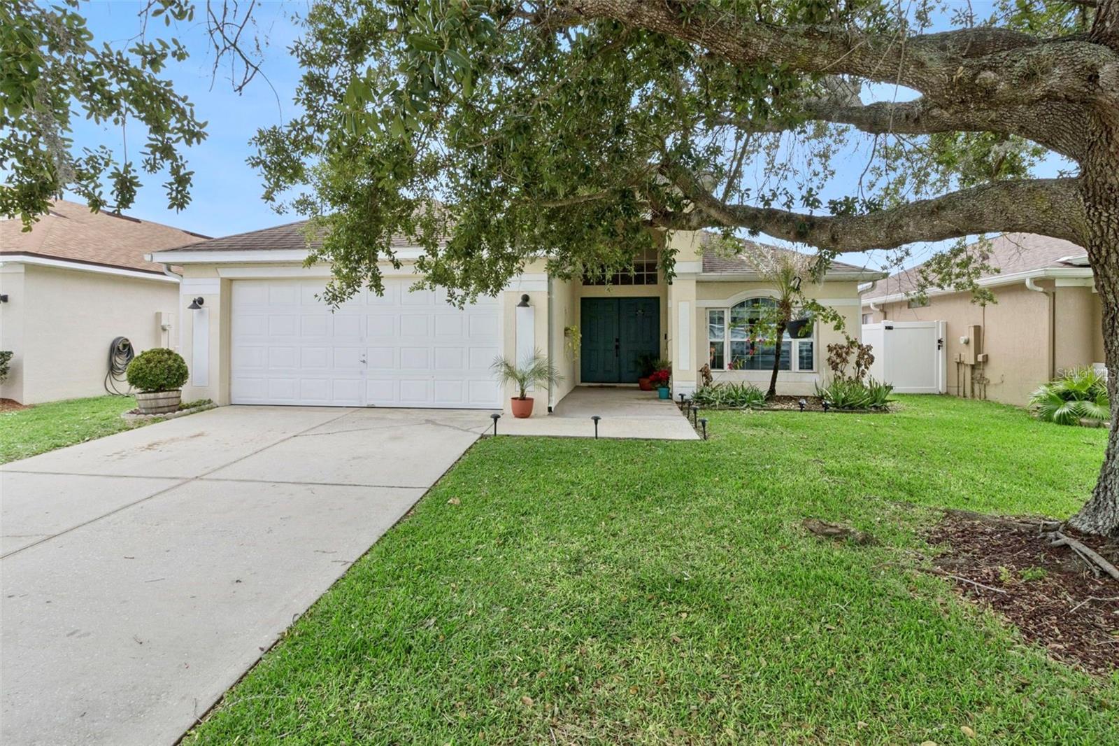 Single Family Residence in KISSIMMEE, FL - Daniel Dourado