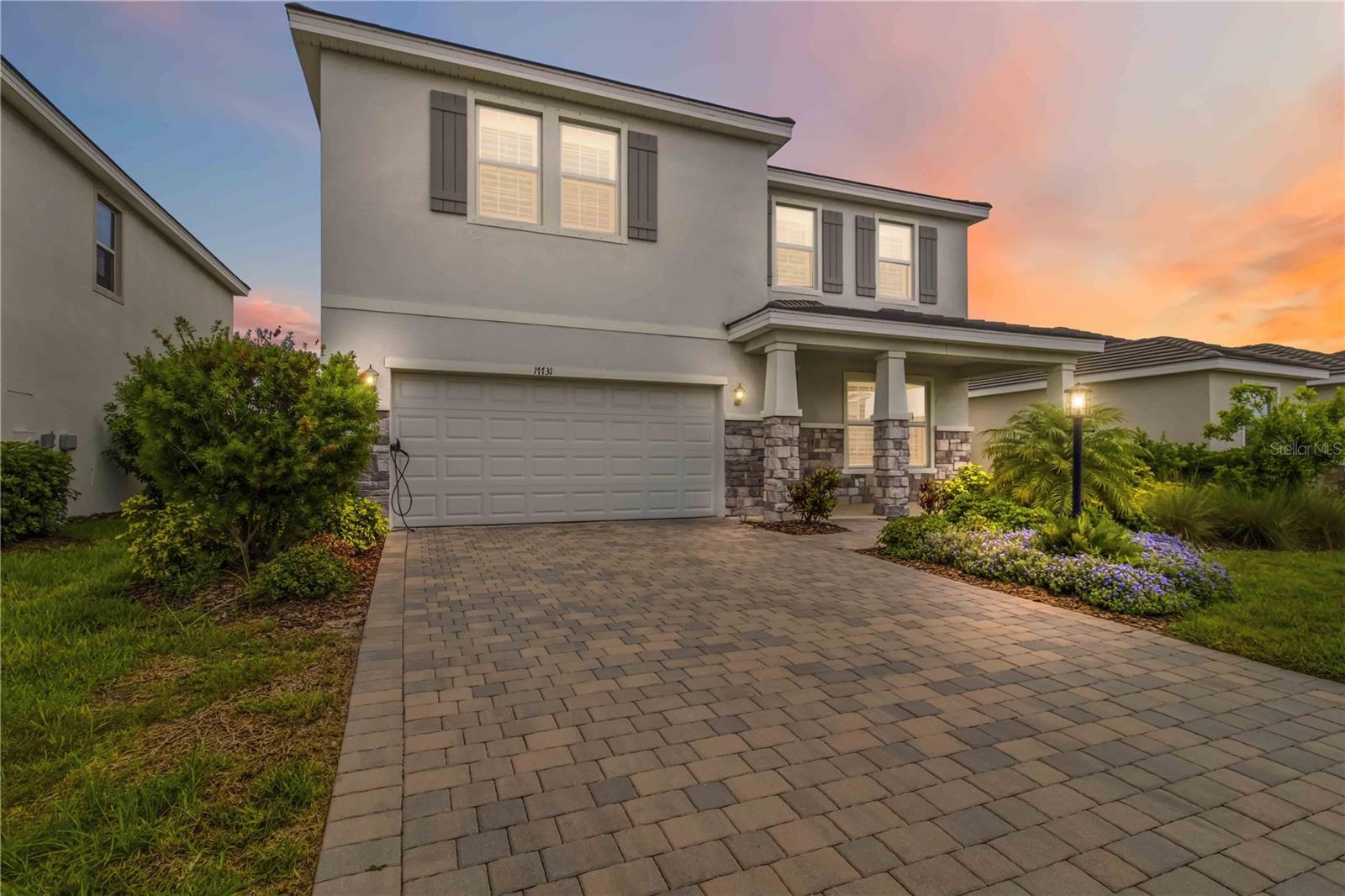 Single Family Residence in BRADENTON, FL - Daniel Dourado