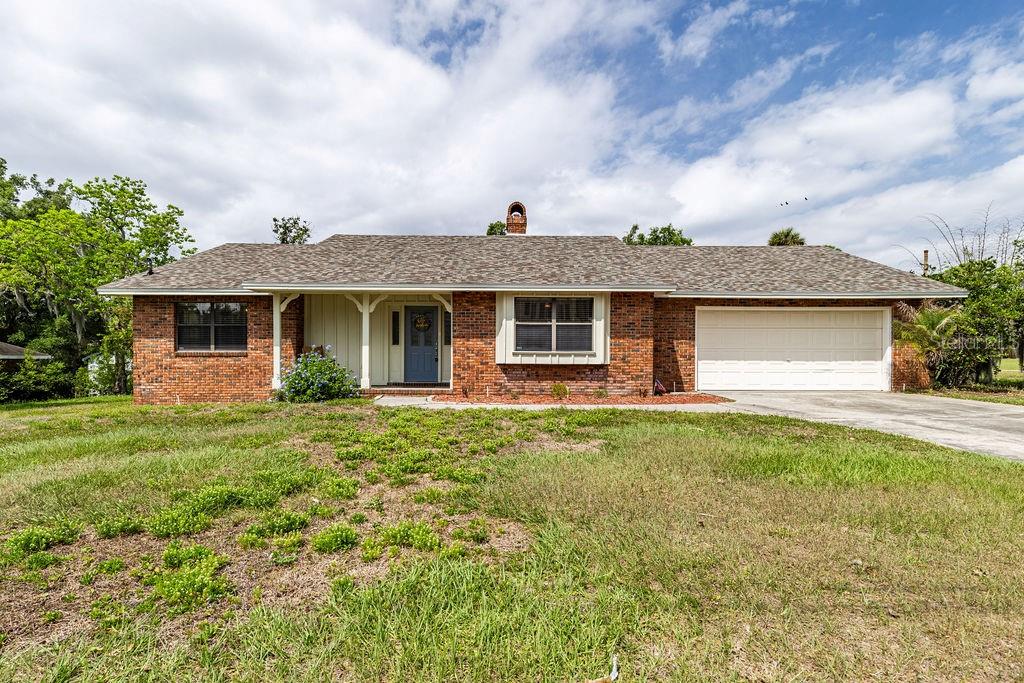 Single Family Residence em EUSTIS, FL - Daniel Dourado