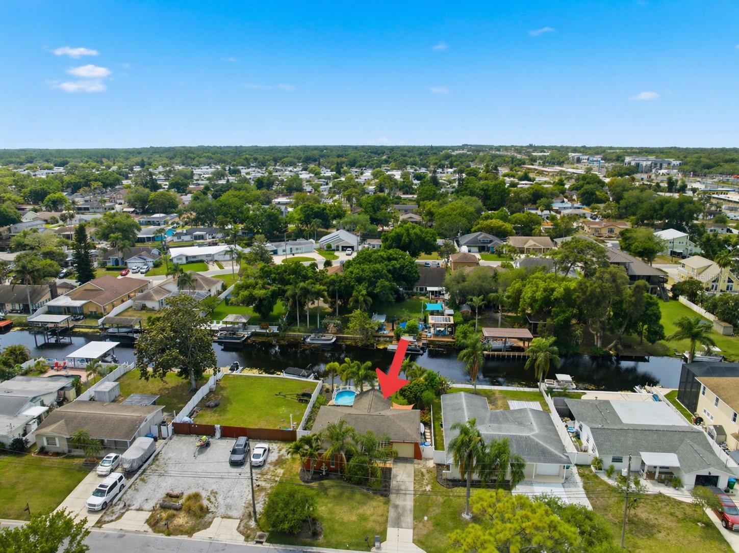 Single Family Residence in PALM HARBOR, FL - Daniel Dourado