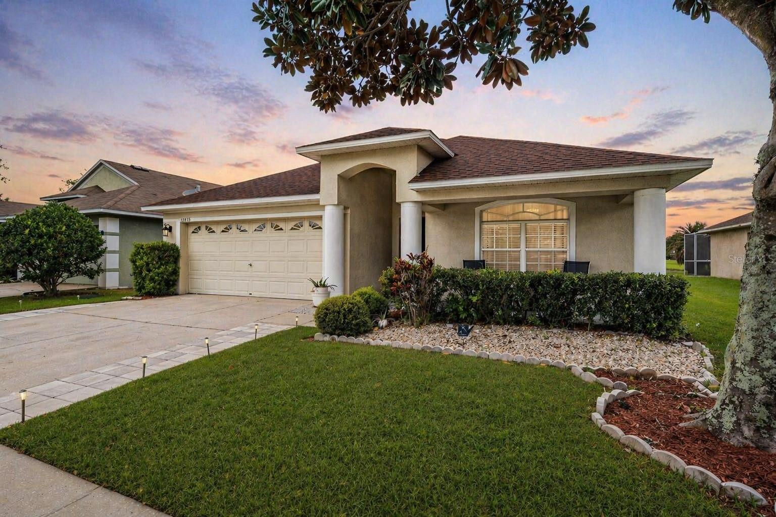 Single Family Residence in RIVERVIEW, FL - Daniel Dourado