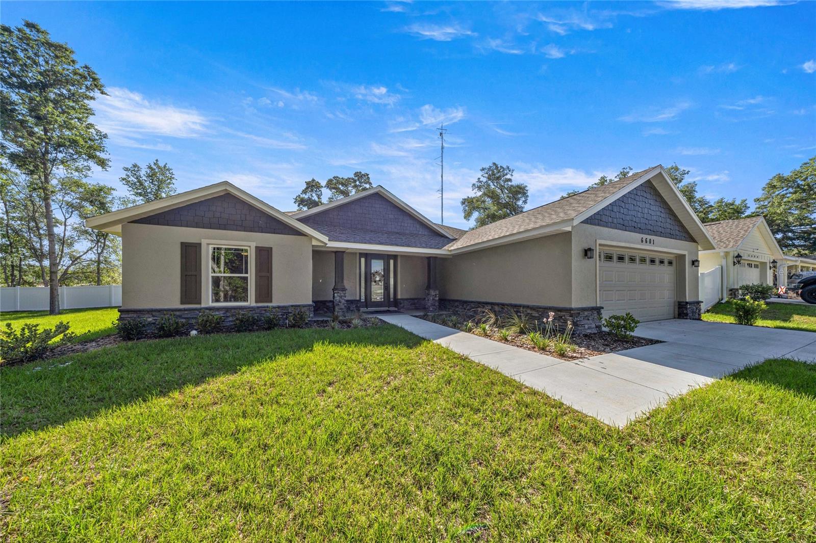 Single Family Residence in OCALA, FL - Daniel Dourado