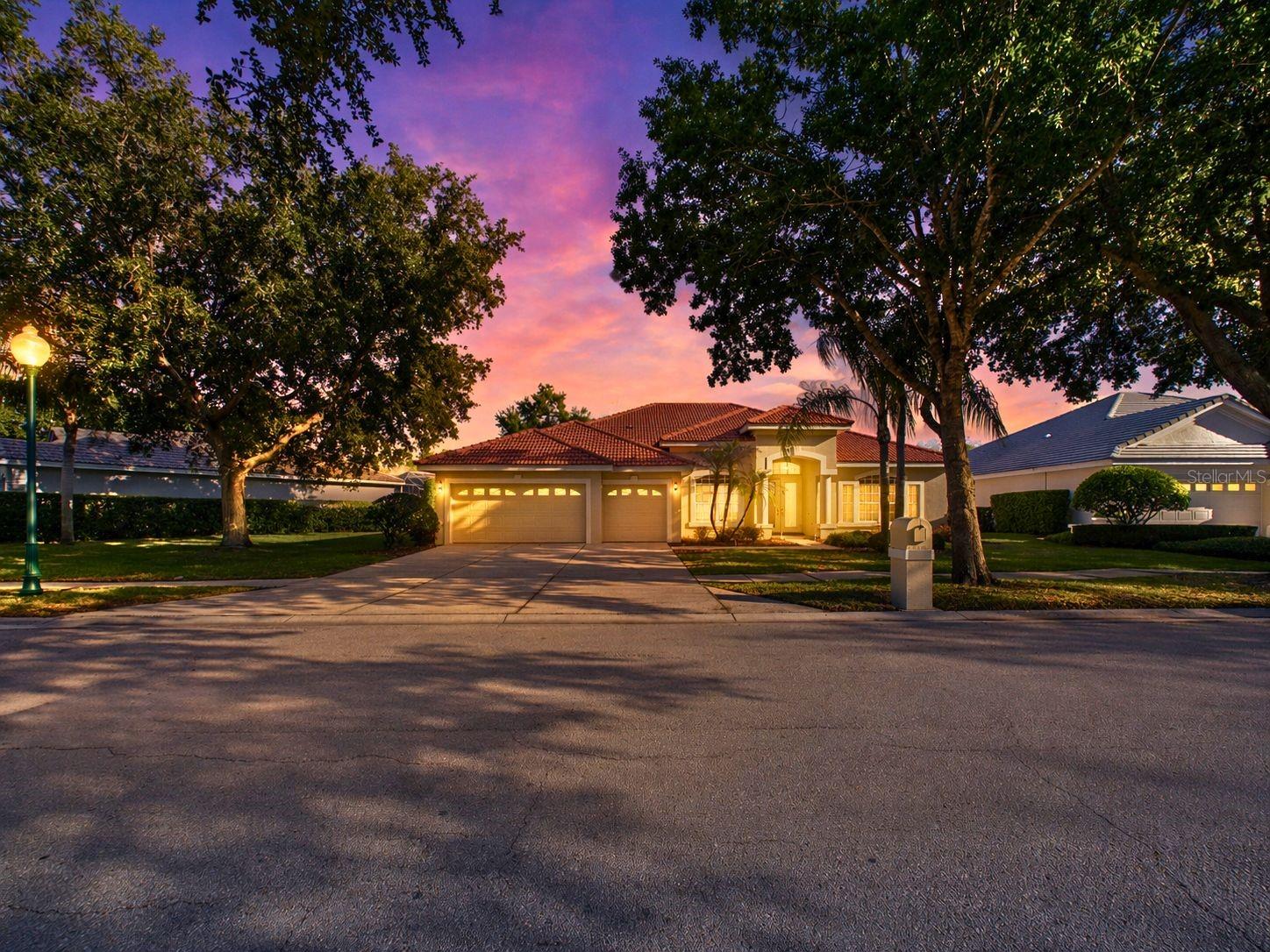 Single Family Residence in TAMPA, FL - Daniel Dourado