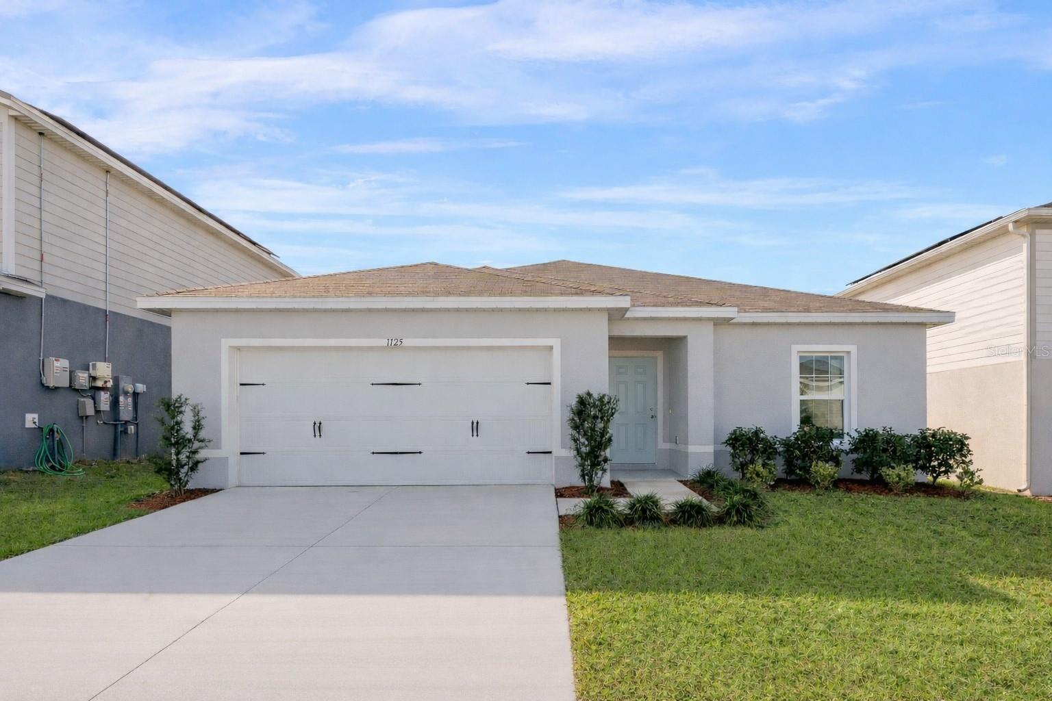 Single Family Residence in HAINES CITY, FL - Daniel Dourado