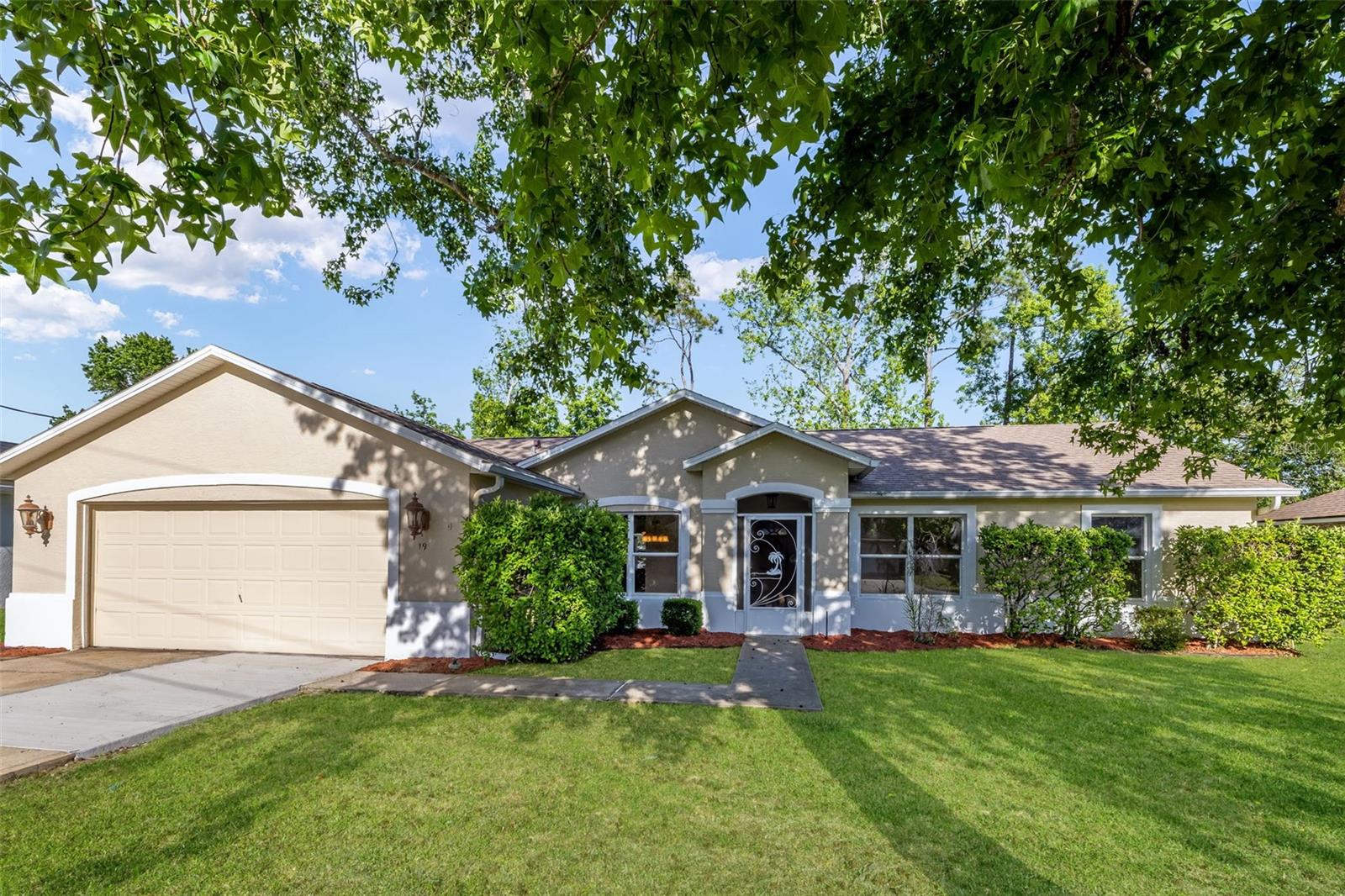 Single Family Residence em PALM COAST, FL - Daniel Dourado