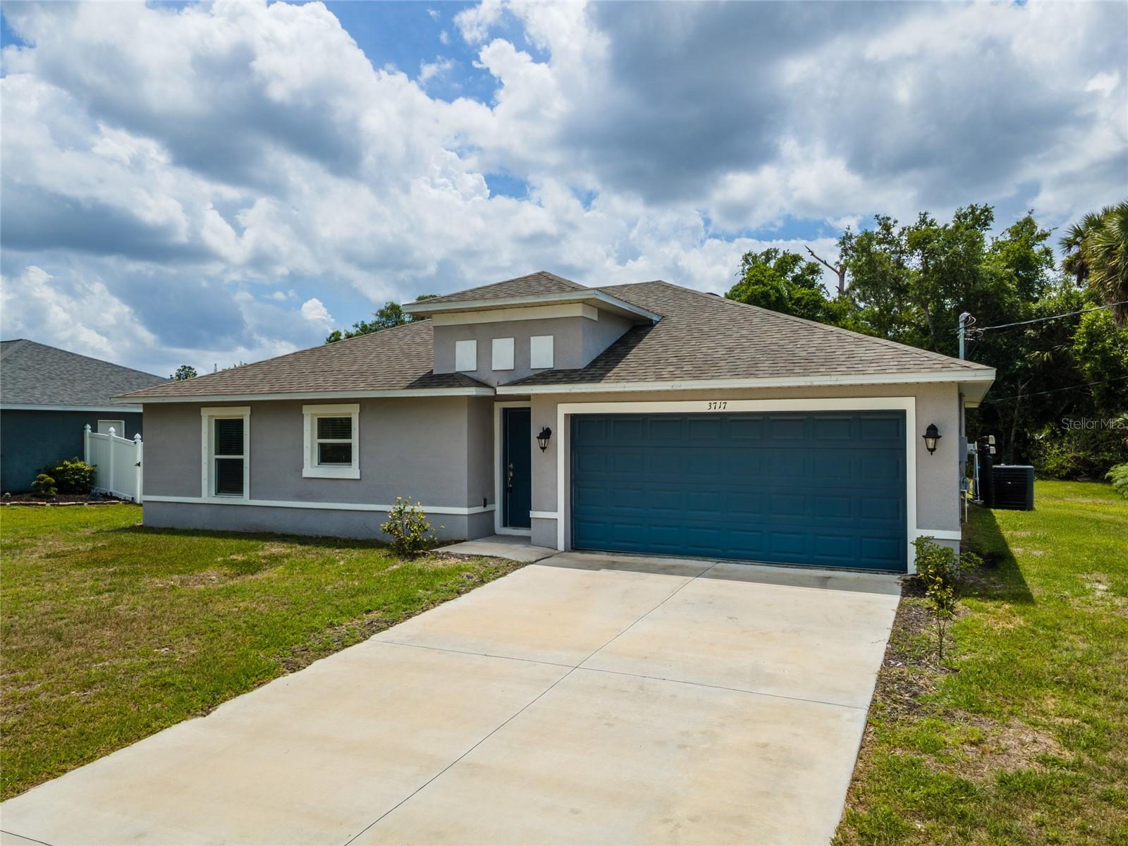 Single Family Residence em NORTH PORT, FL - Daniel Dourado