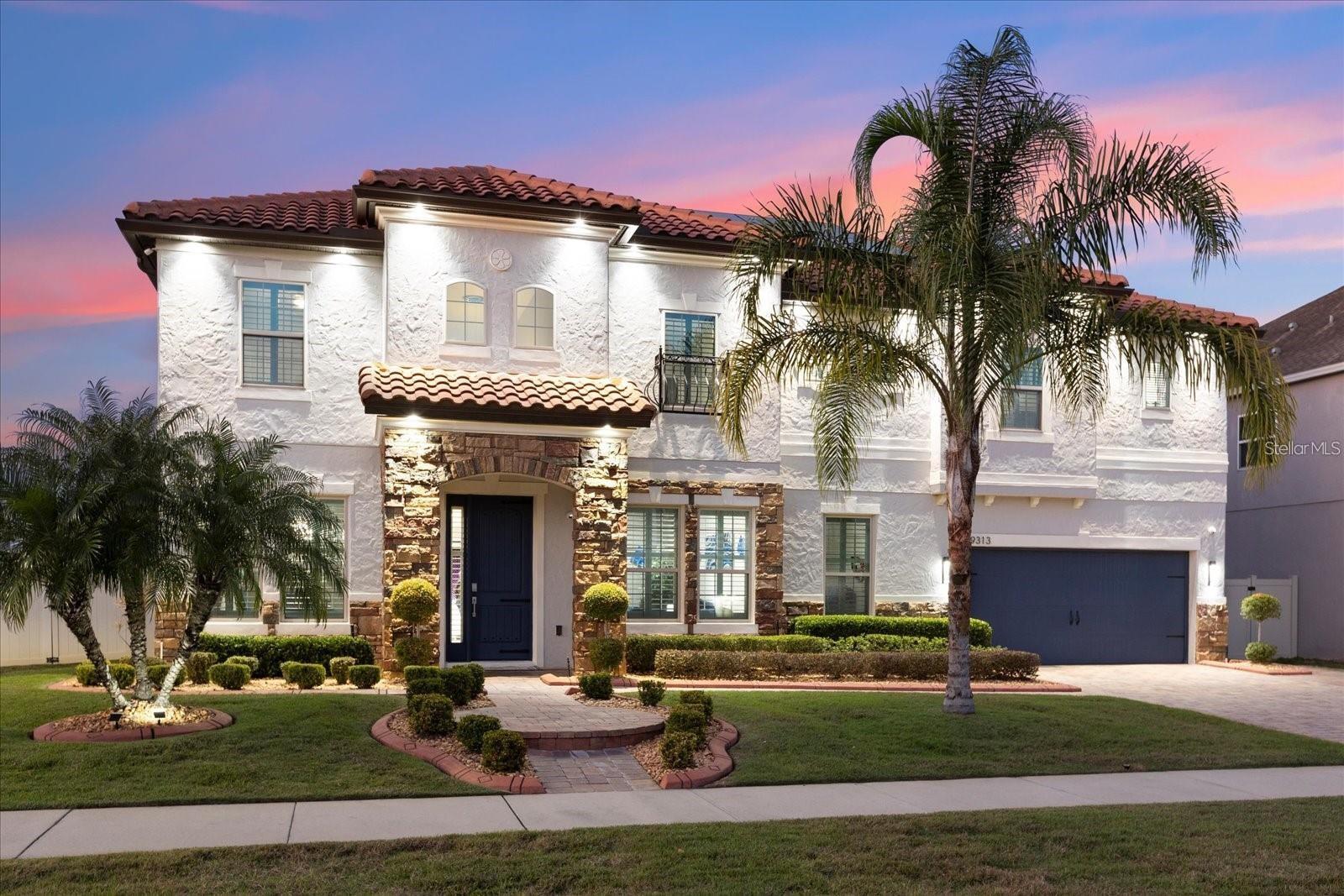 Single Family Residence in ORLANDO, FL - Daniel Dourado