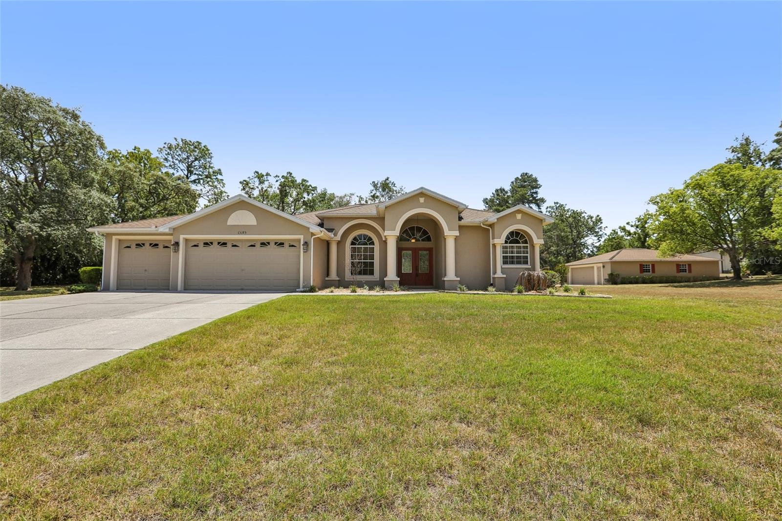 Single Family Residence em SPRING HILL, FL - Daniel Dourado