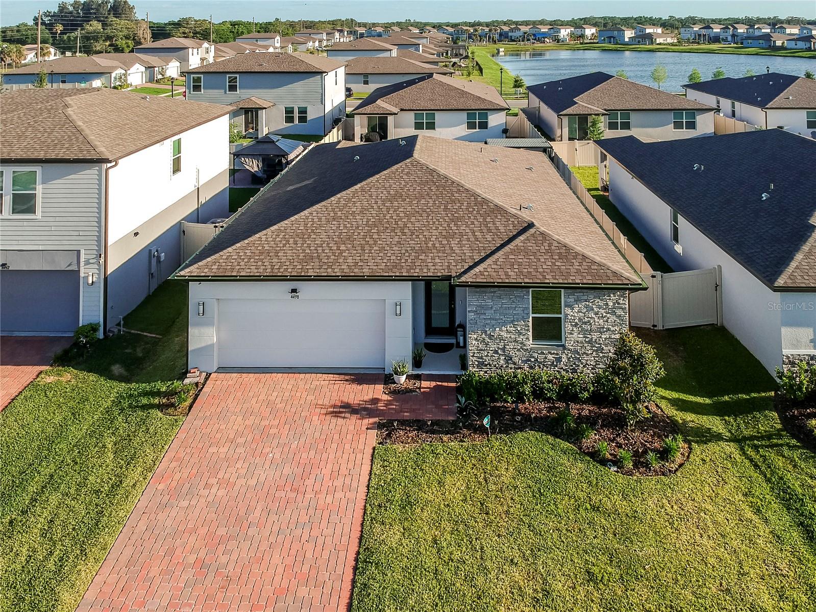 Single Family Residence em ST CLOUD, FL - Daniel Dourado