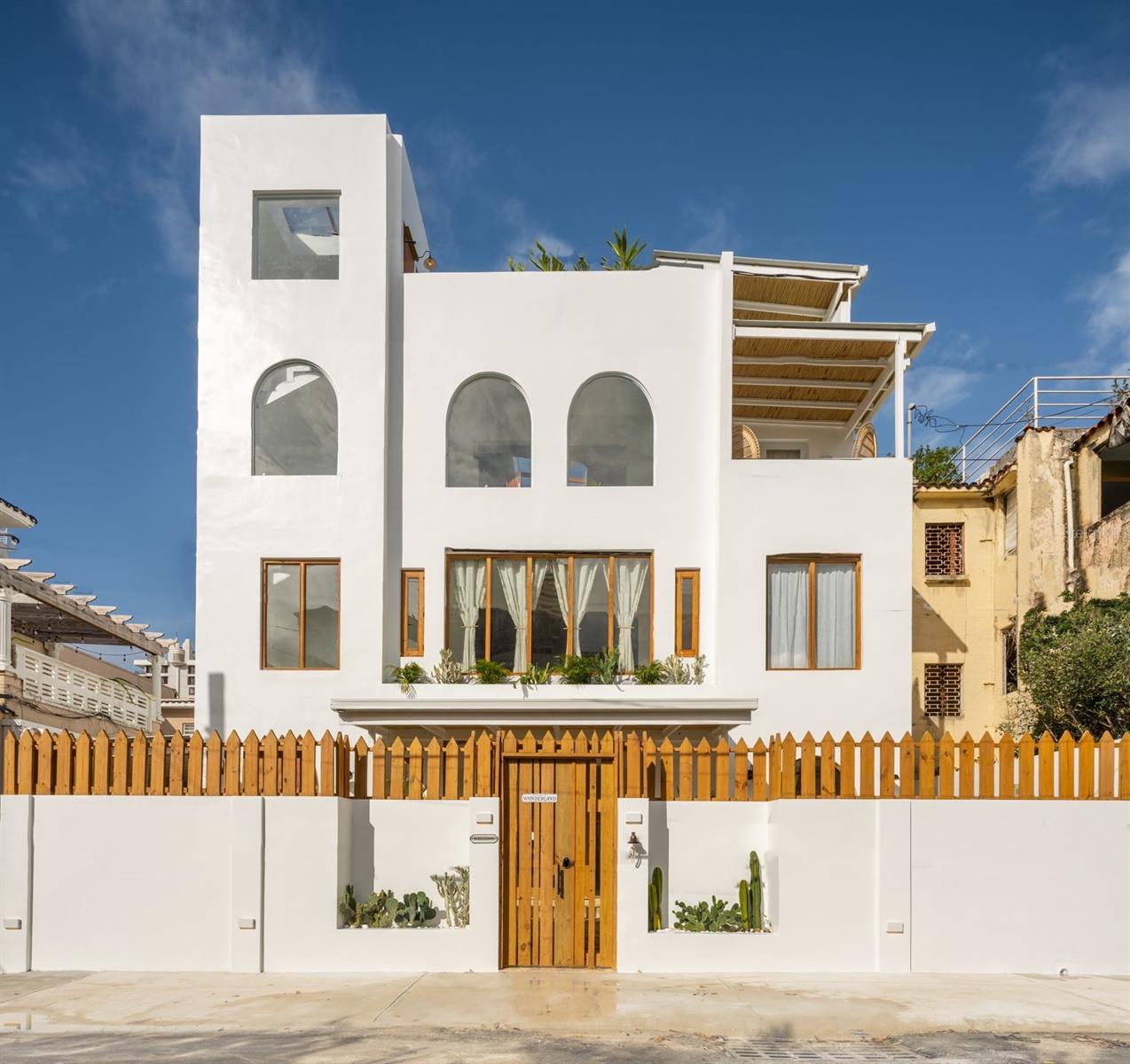 Single Family Residence in SAN JUAN, PR - Daniel Dourado