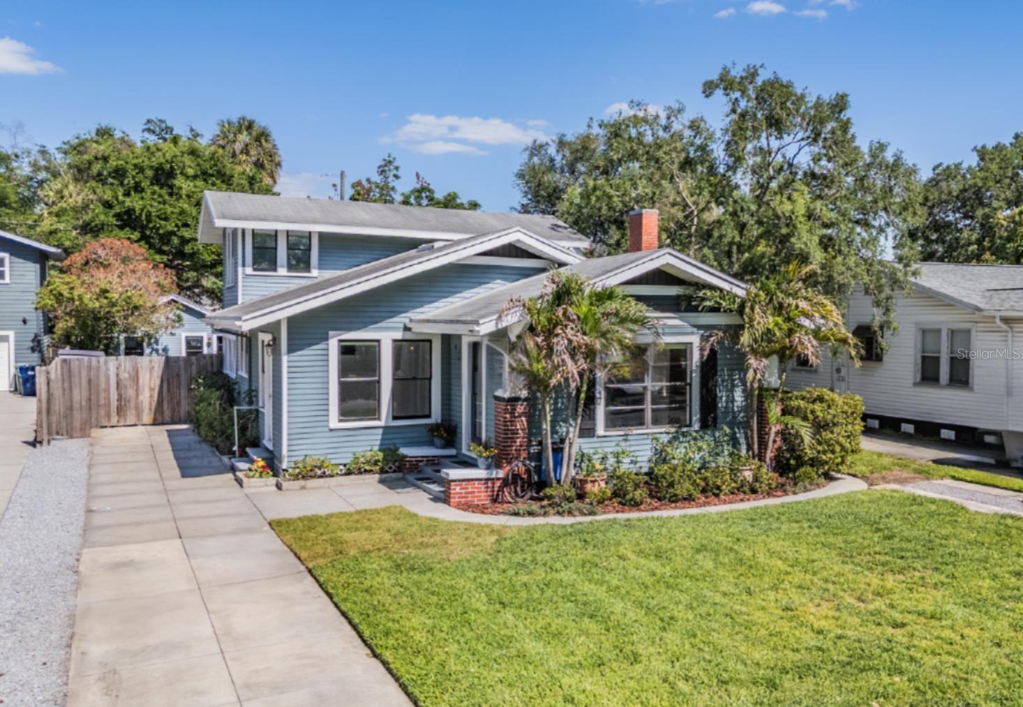 Single Family Residence in TAMPA, FL - Daniel Dourado