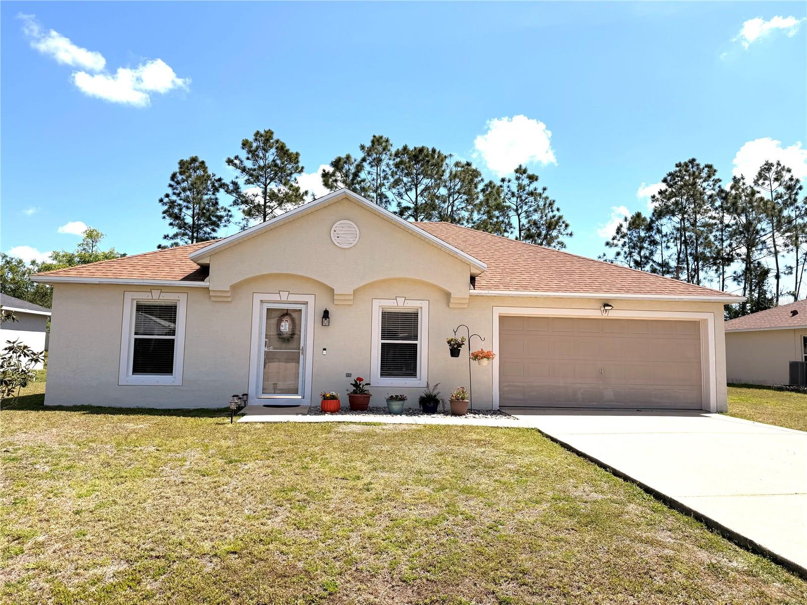 Single Family Residence in PALM COAST, FL - Daniel Dourado