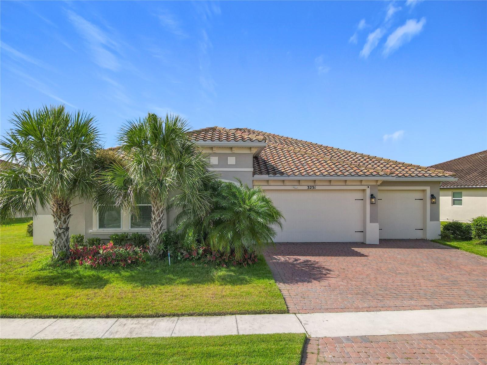 Single Family Residence in KISSIMMEE, FL - Daniel Dourado