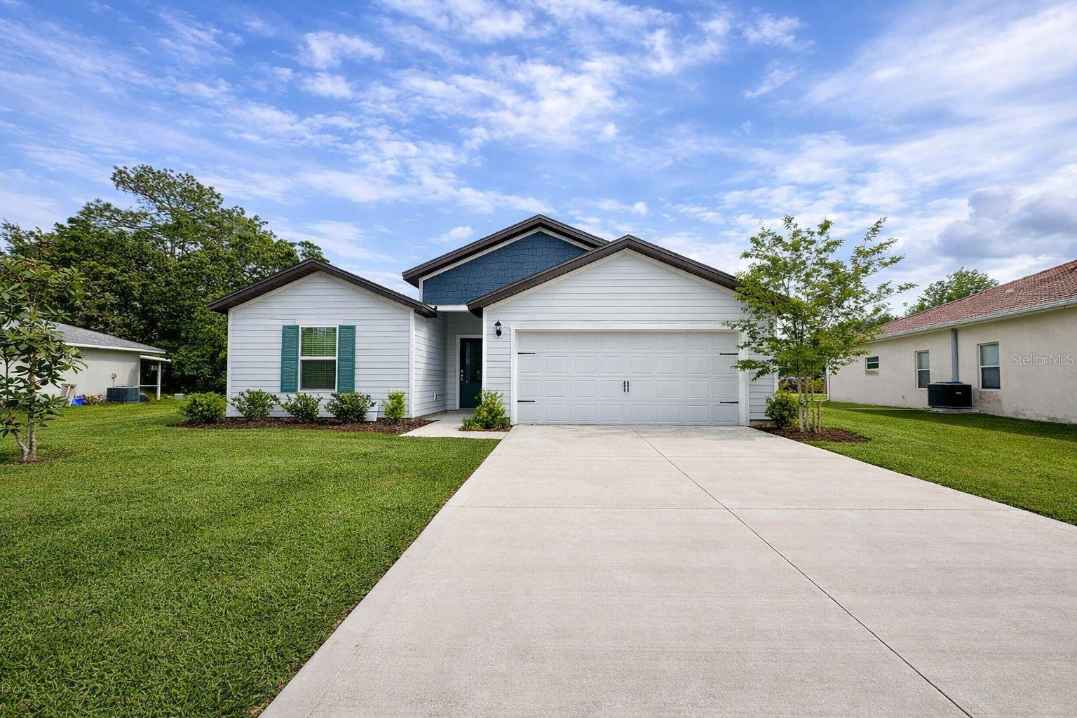 Single Family Residence in PALM COAST, FL - Daniel Dourado