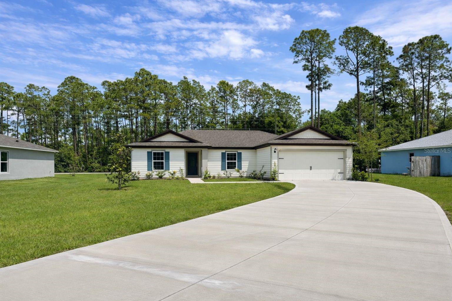 Single Family Residence in PALM COAST, FL - Daniel Dourado