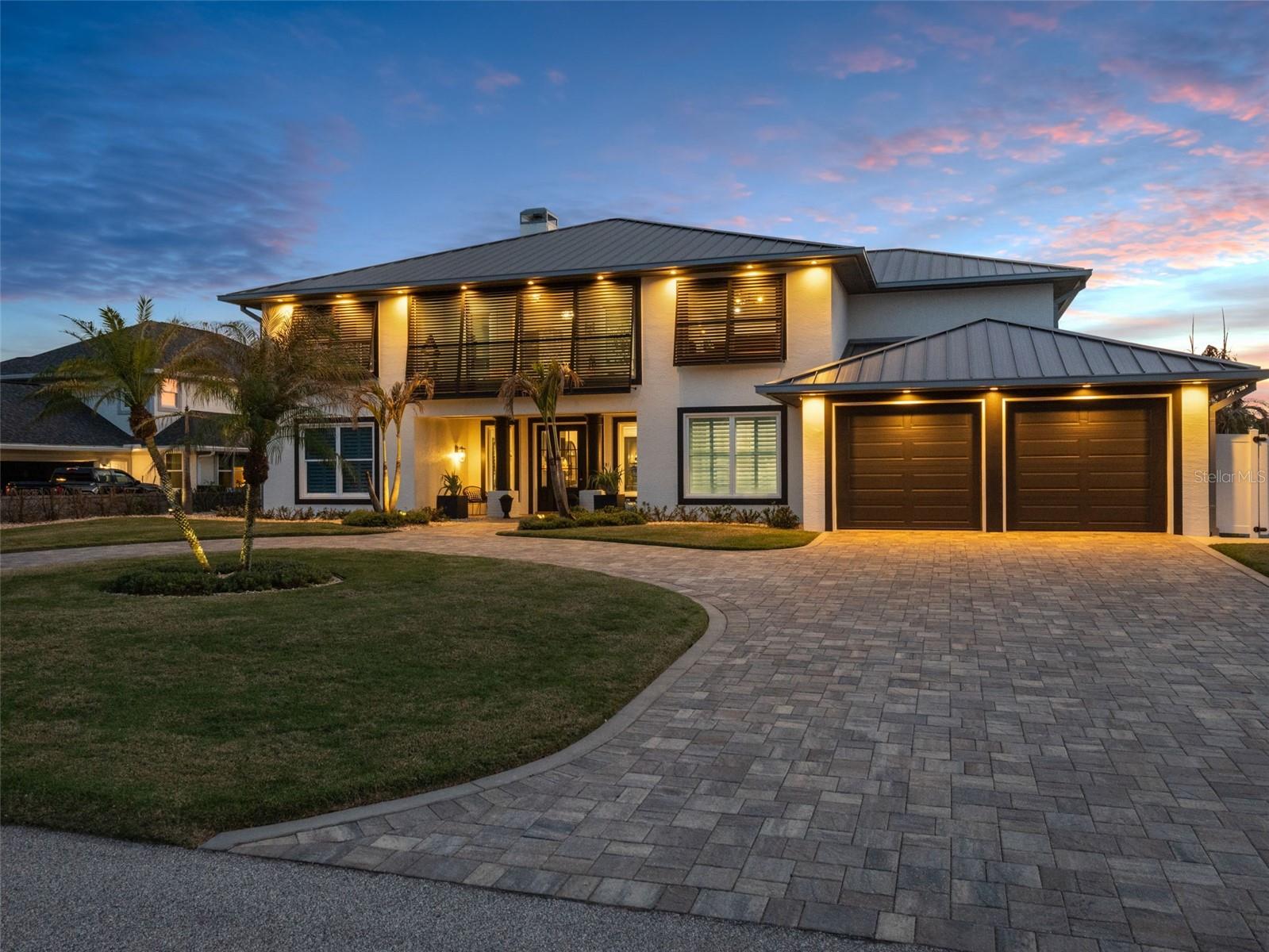 Single Family Residence in NEW SMYRNA BEACH, FL - Daniel Dourado