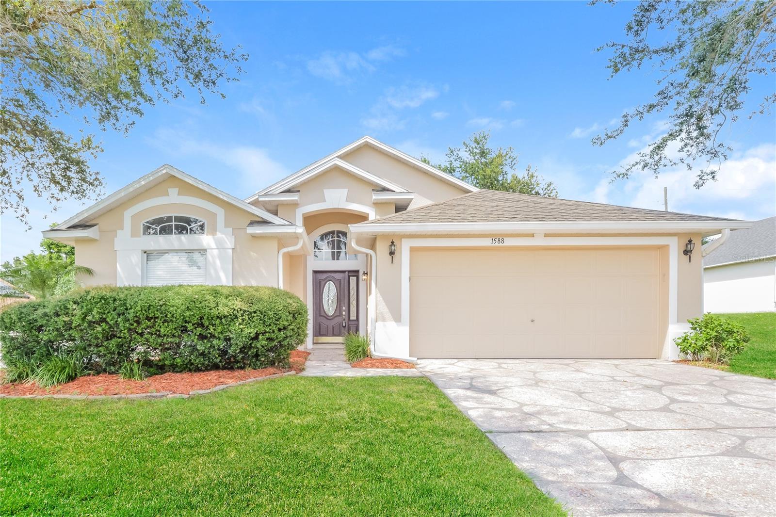 Single Family Residence em CLERMONT, FL - Daniel Dourado