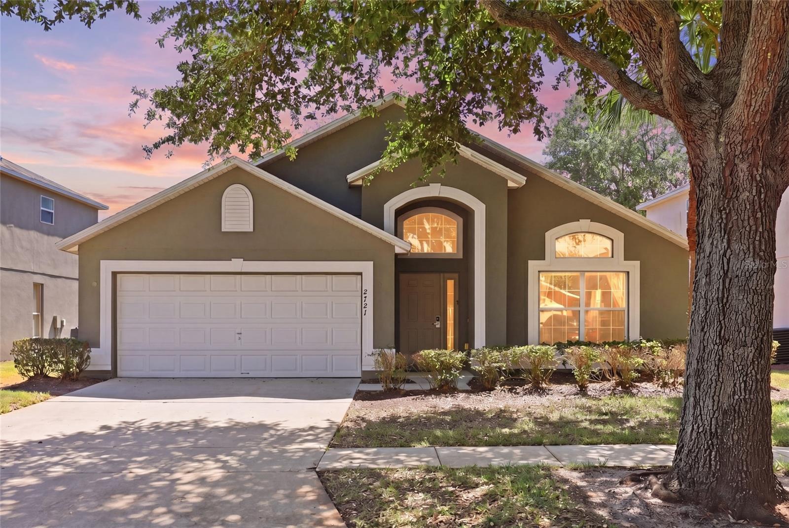 Single Family Residence in KISSIMMEE, FL - Daniel Dourado