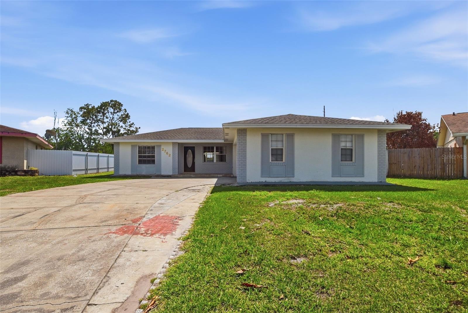 Single Family Residence in ORLANDO, FL - Daniel Dourado