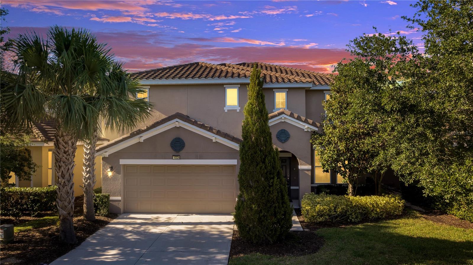 Single Family Residence in DAVENPORT, FL - Daniel Dourado