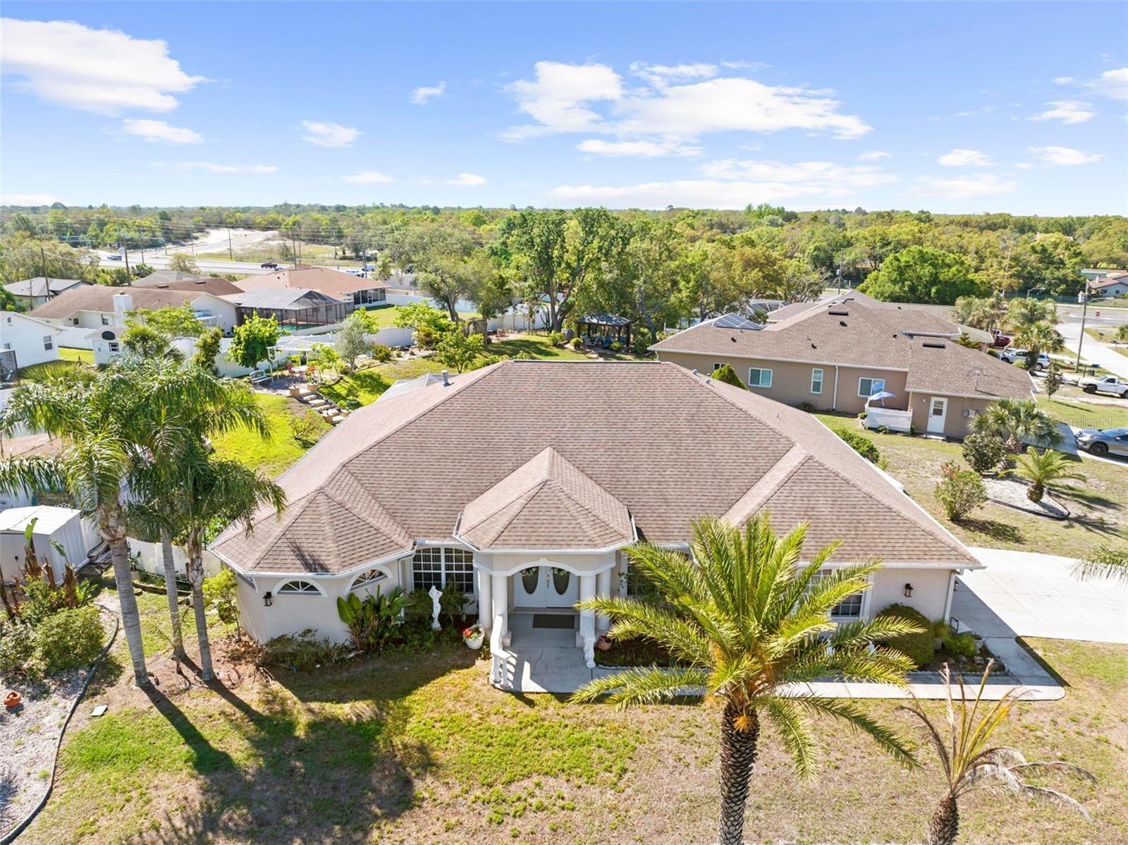 Single Family Residence em SPRING HILL, FL - Daniel Dourado