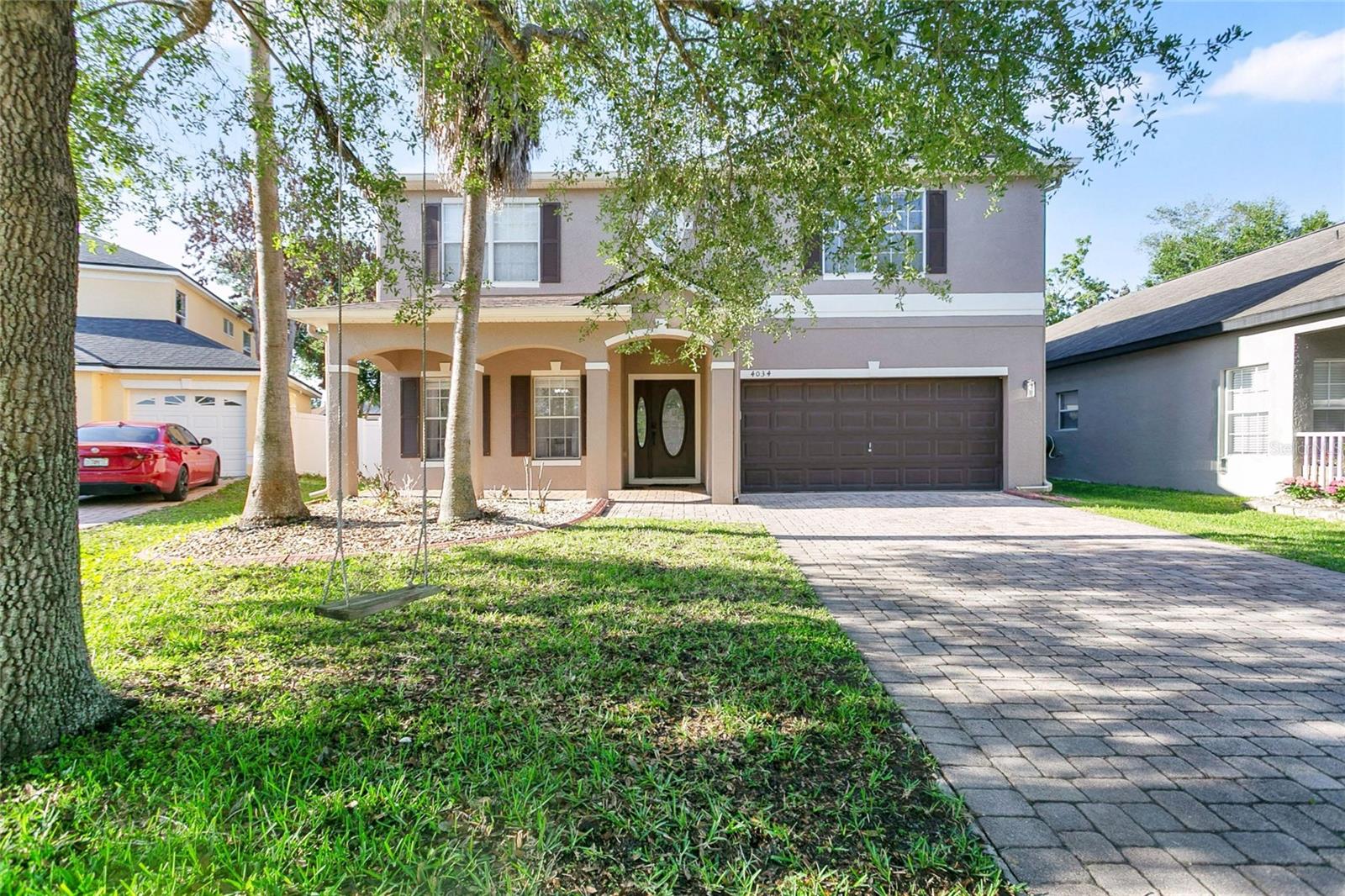Single Family Residence in ORLANDO, FL - Daniel Dourado