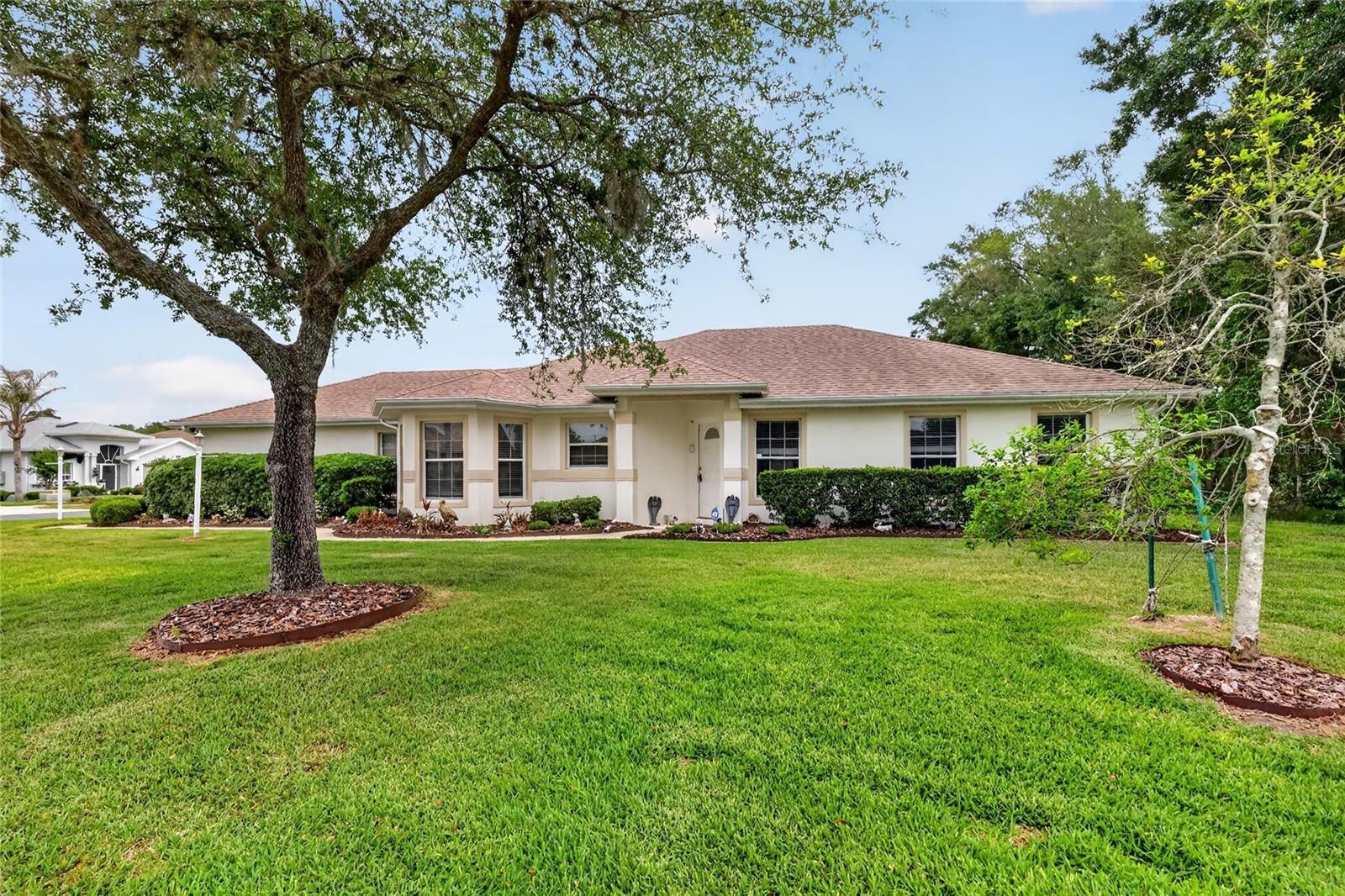 Single Family Residence em LEESBURG, FL - Daniel Dourado