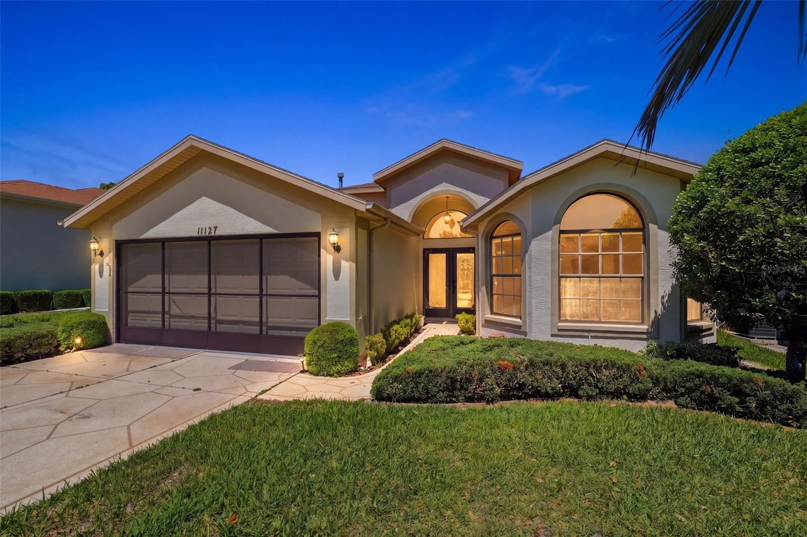 Single Family Residence em SPRING HILL, FL - Daniel Dourado