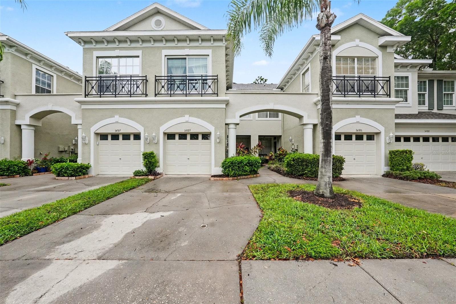 Townhouse in TAMPA, FL - Daniel Dourado